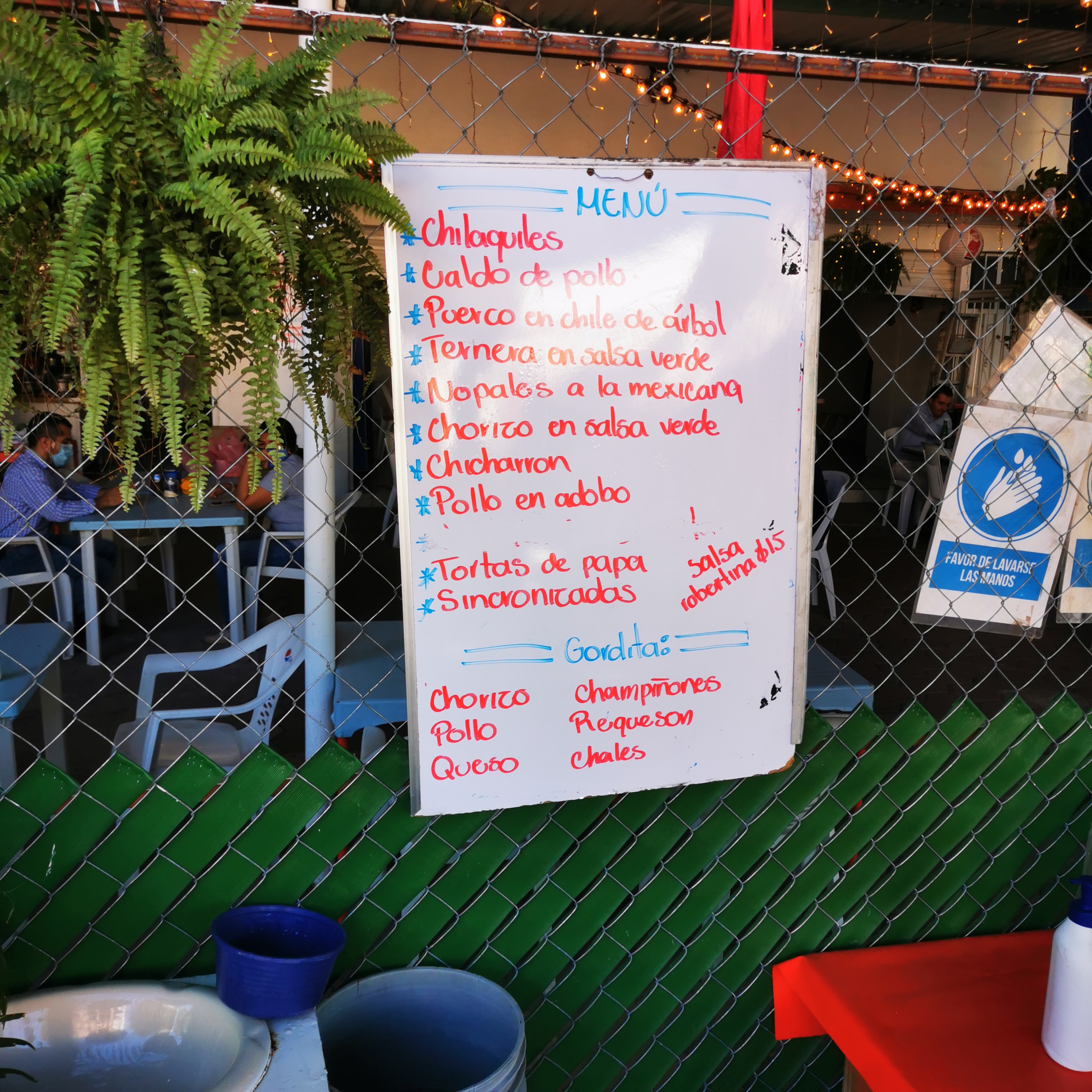 Antojitos Mexicanos "Moreno" image 3