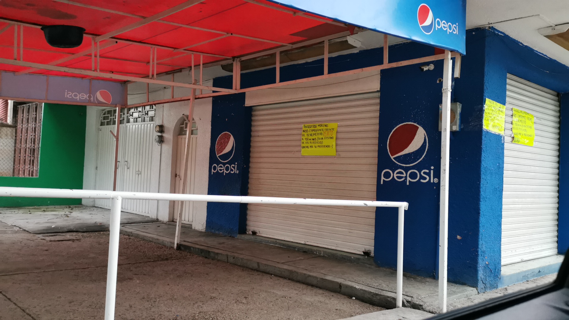 Antojitos Mexicanos "Moreno" image 6