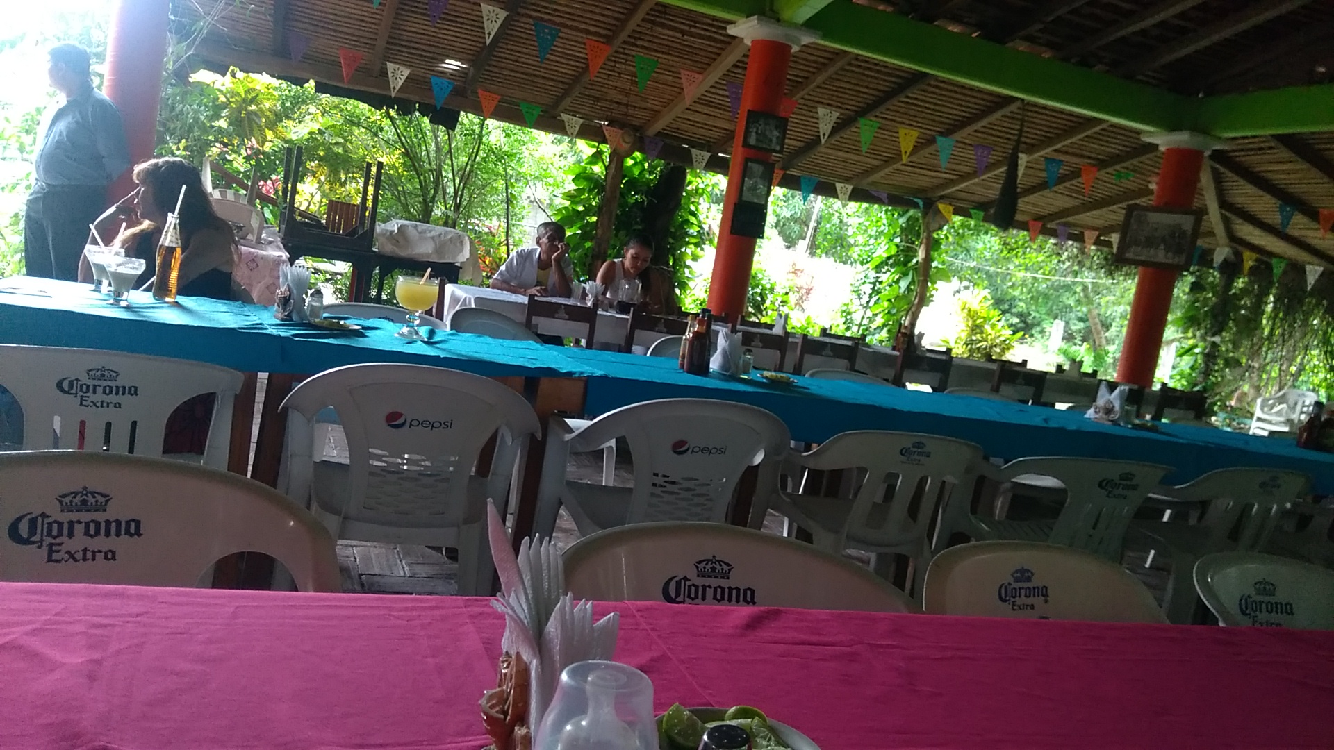 Los Mangales Del Splendi image 8