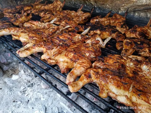 El Pollo Rico. image 1