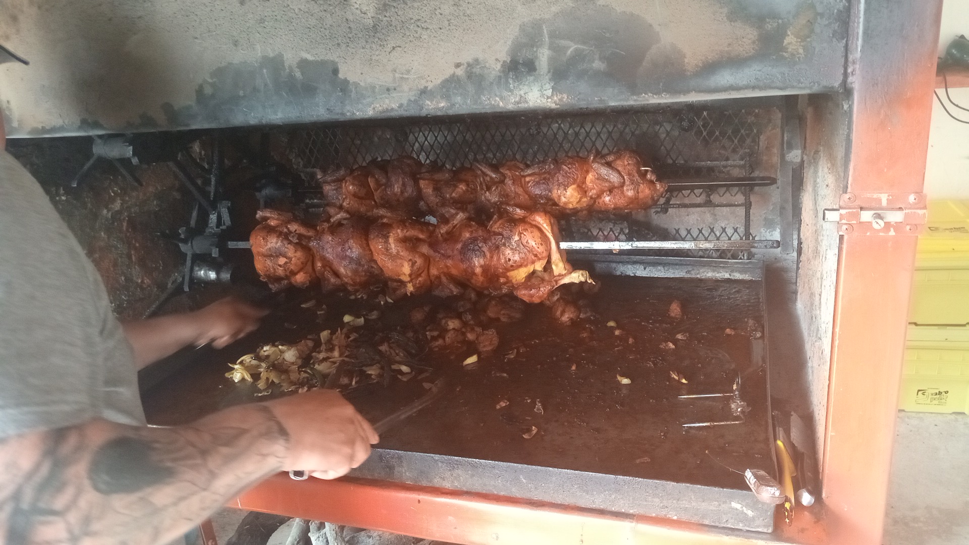 Rosticeria los negritos image 3