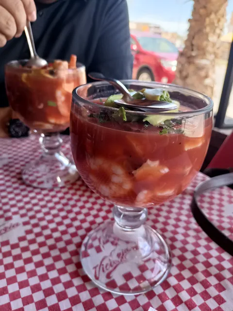La Perla Mariscos image 3