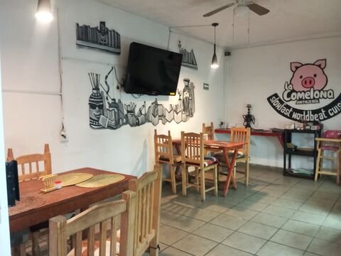 La Comelona image 4