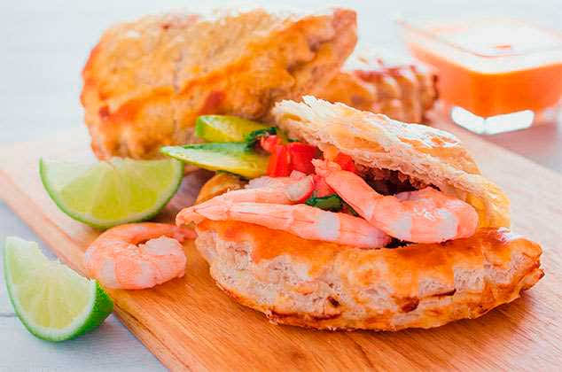 Mariscos "Los Parientes" image 2