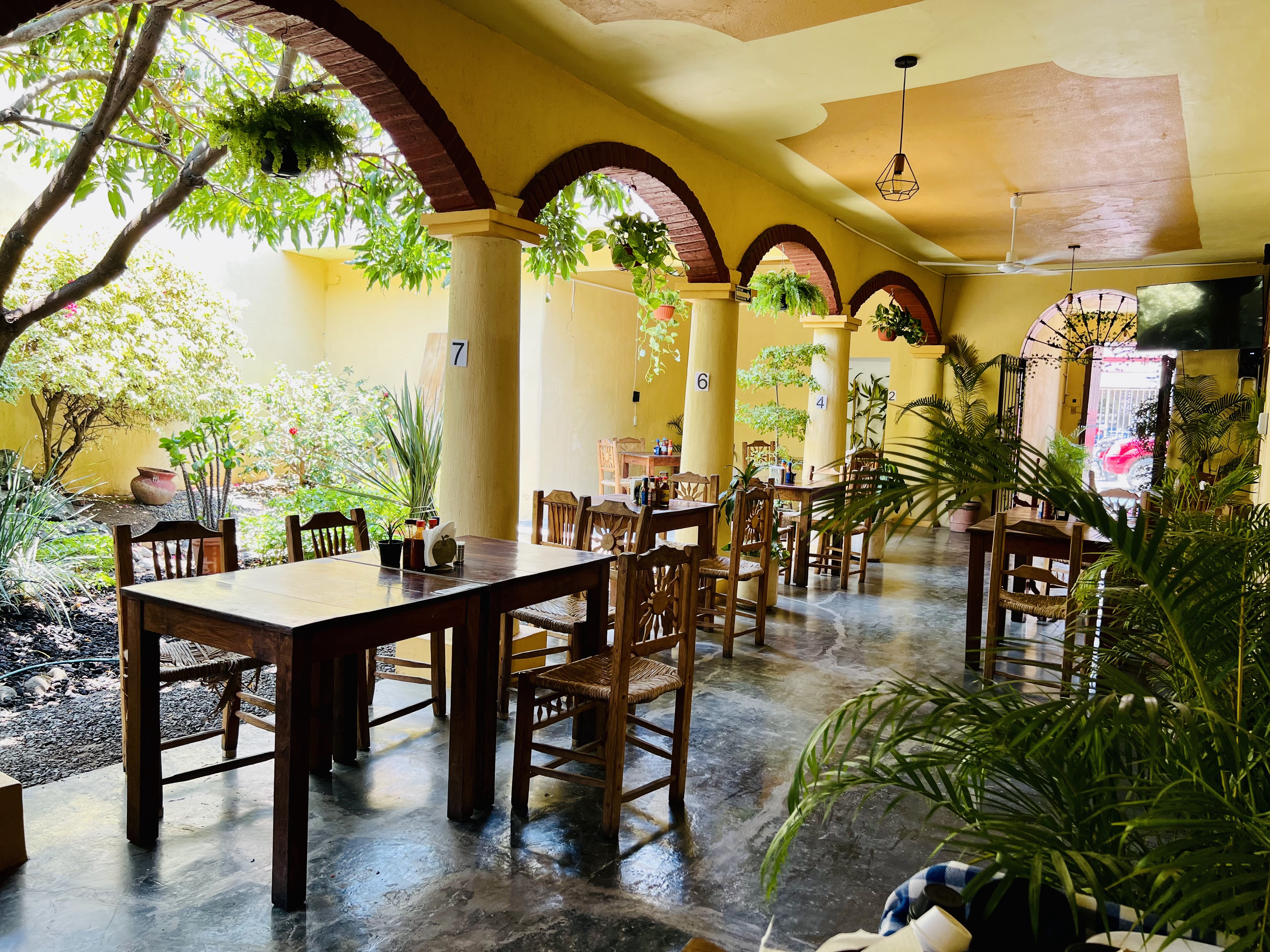 Mariscos Varadero image 1