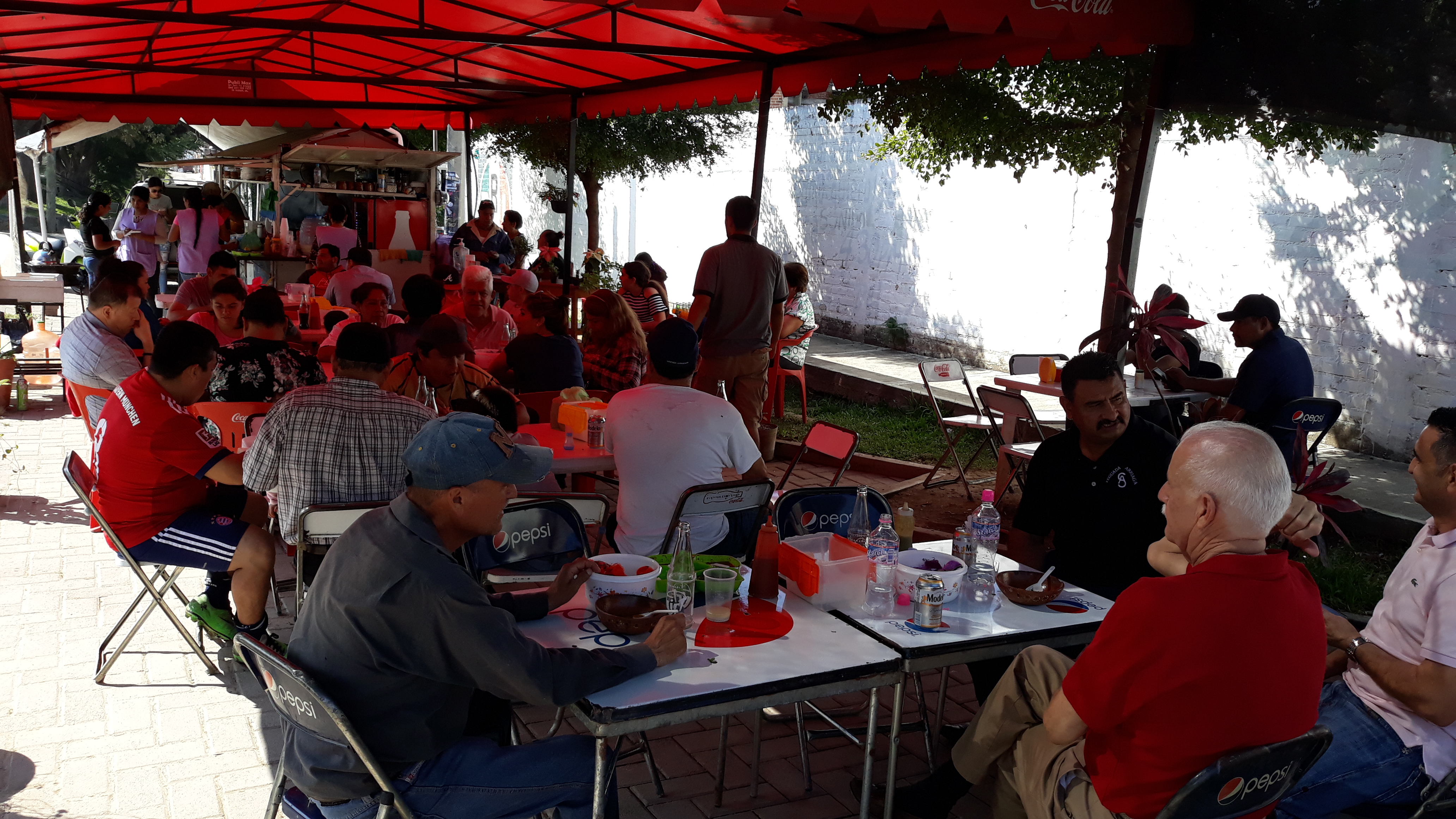 Barbacoa familia meza image 1