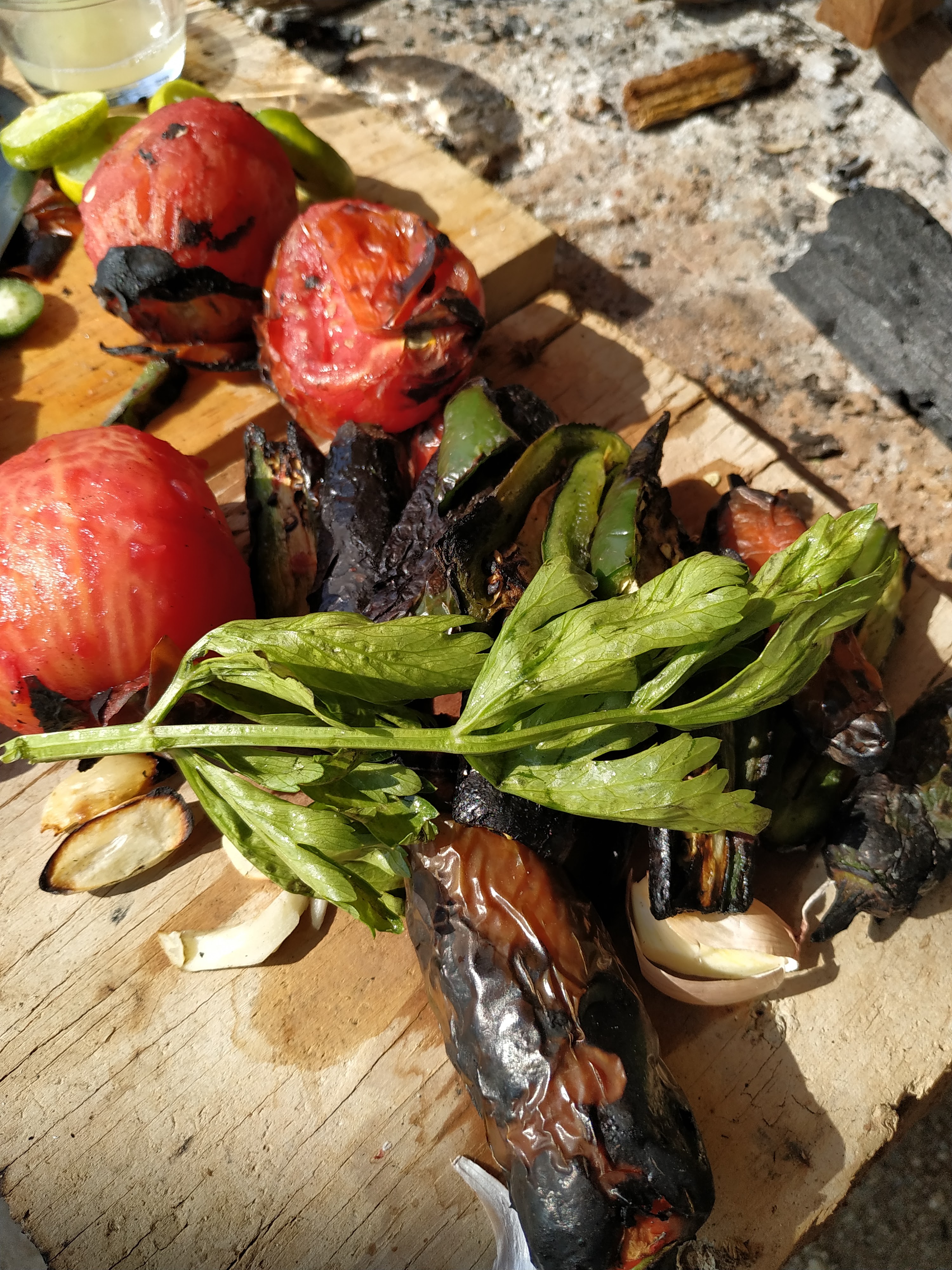 LA HUERTA; CARNES ASADAS, MARISCOS Y COMIDA CORRIDA image 1