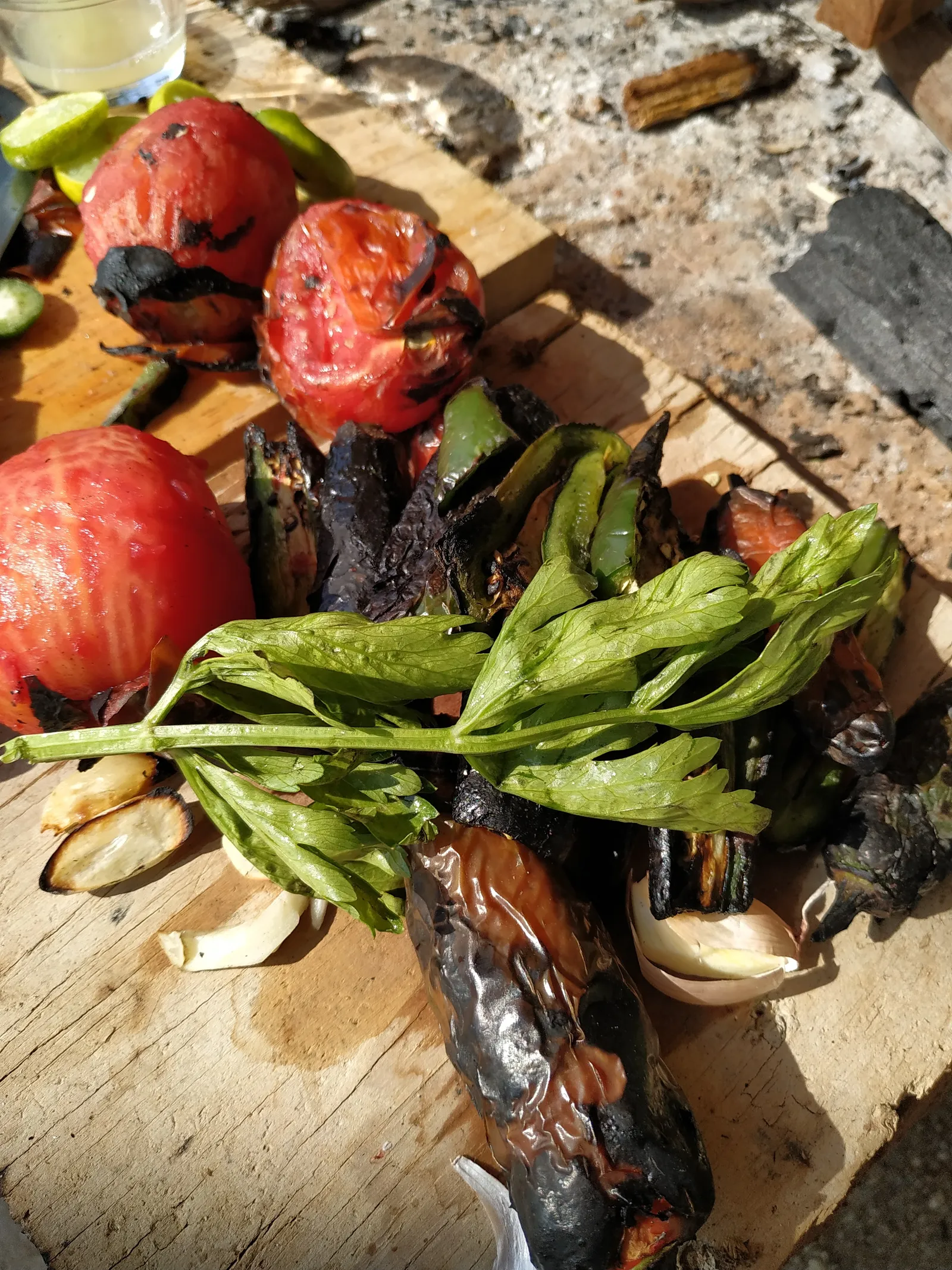 LA HUERTA; CARNES ASADAS, MARISCOS Y COMIDA CORRIDA image 1