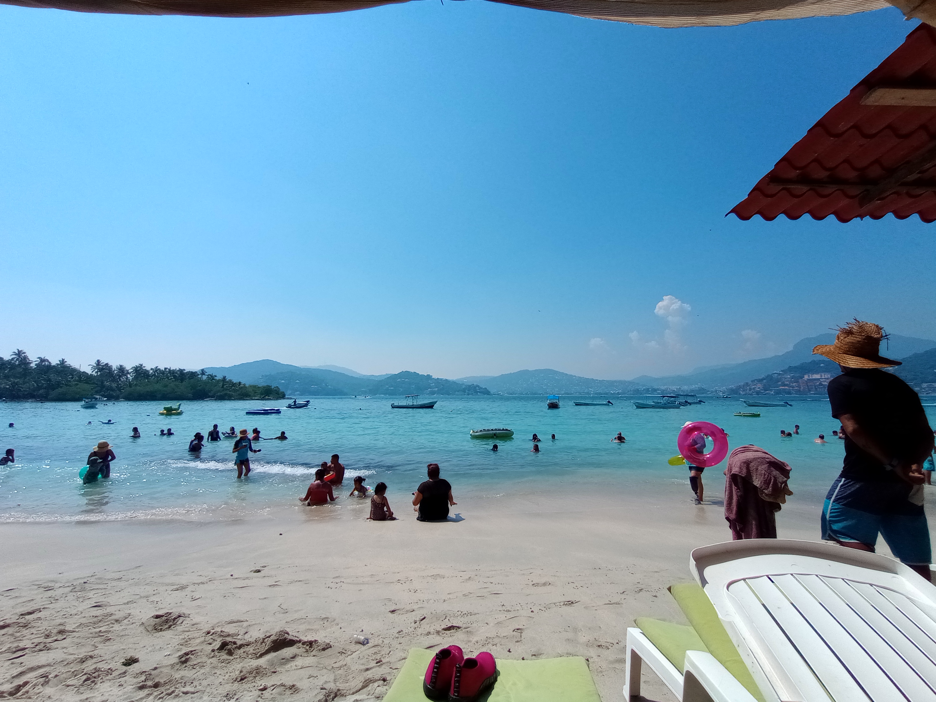 Mangles Restaurant Bar-Spa image 3