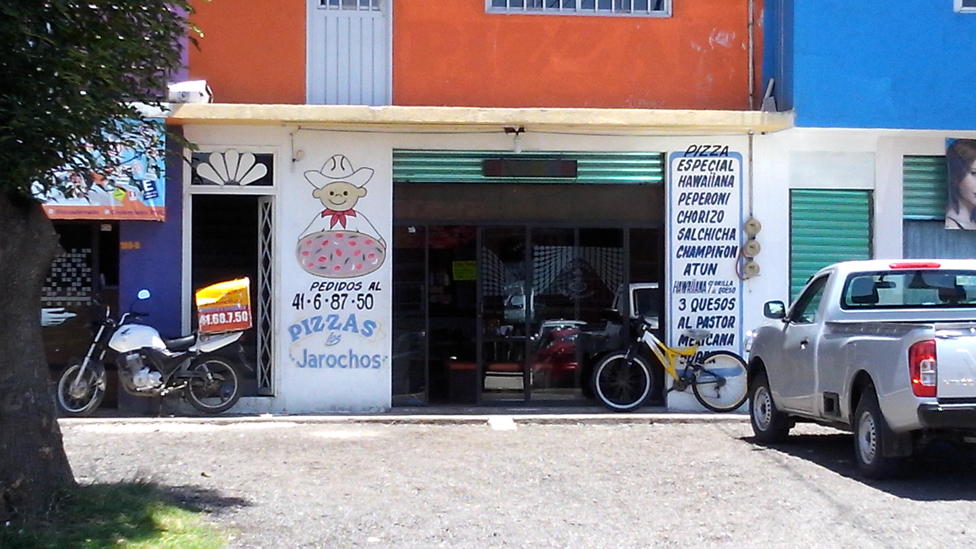 Pizzas los jarochos image 1