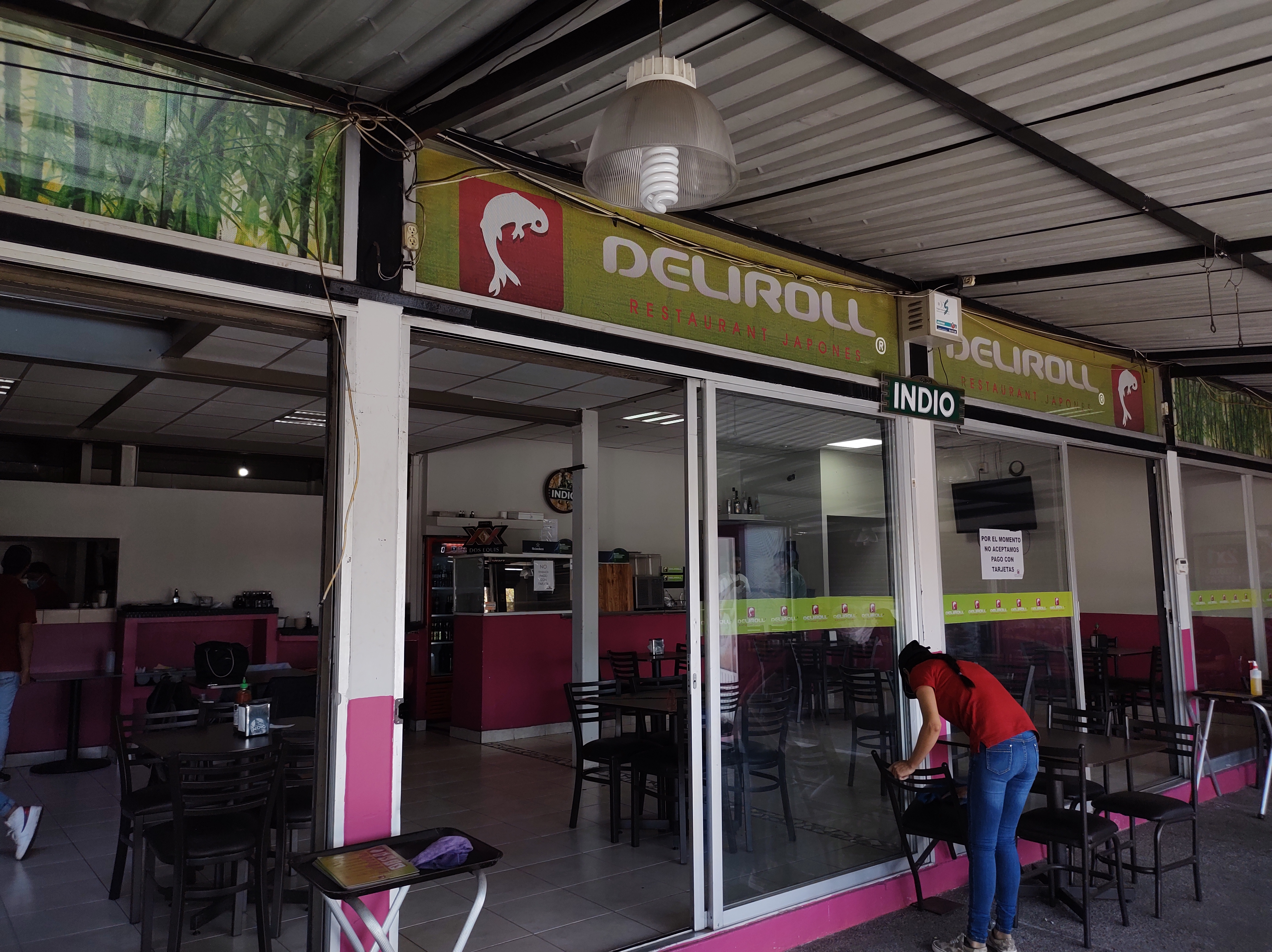 DELIROLL Restaurant Japonés image 1