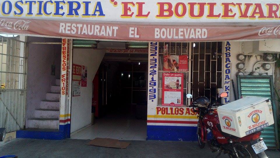 El Boulevard Pollos Asados y Restaurant image 7