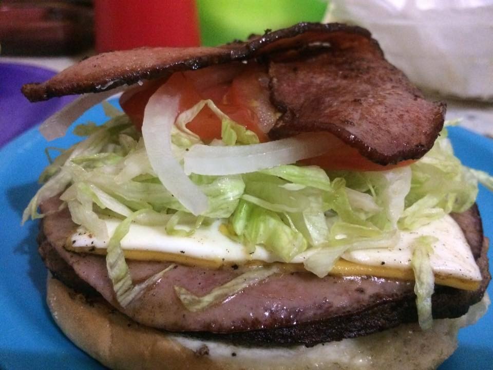 Wochos Burguer's image 4