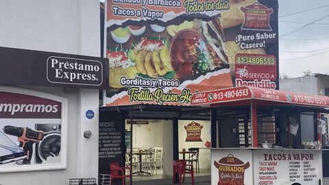 Los Guisados (gorditas y tacos) image 1