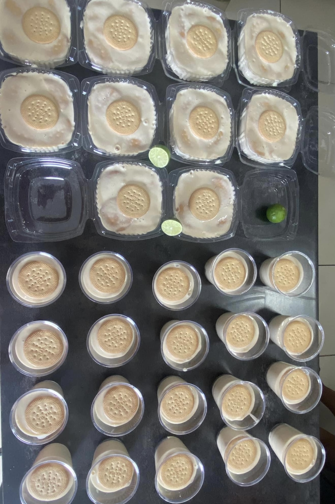 Los Guisados (gorditas y tacos) image 5