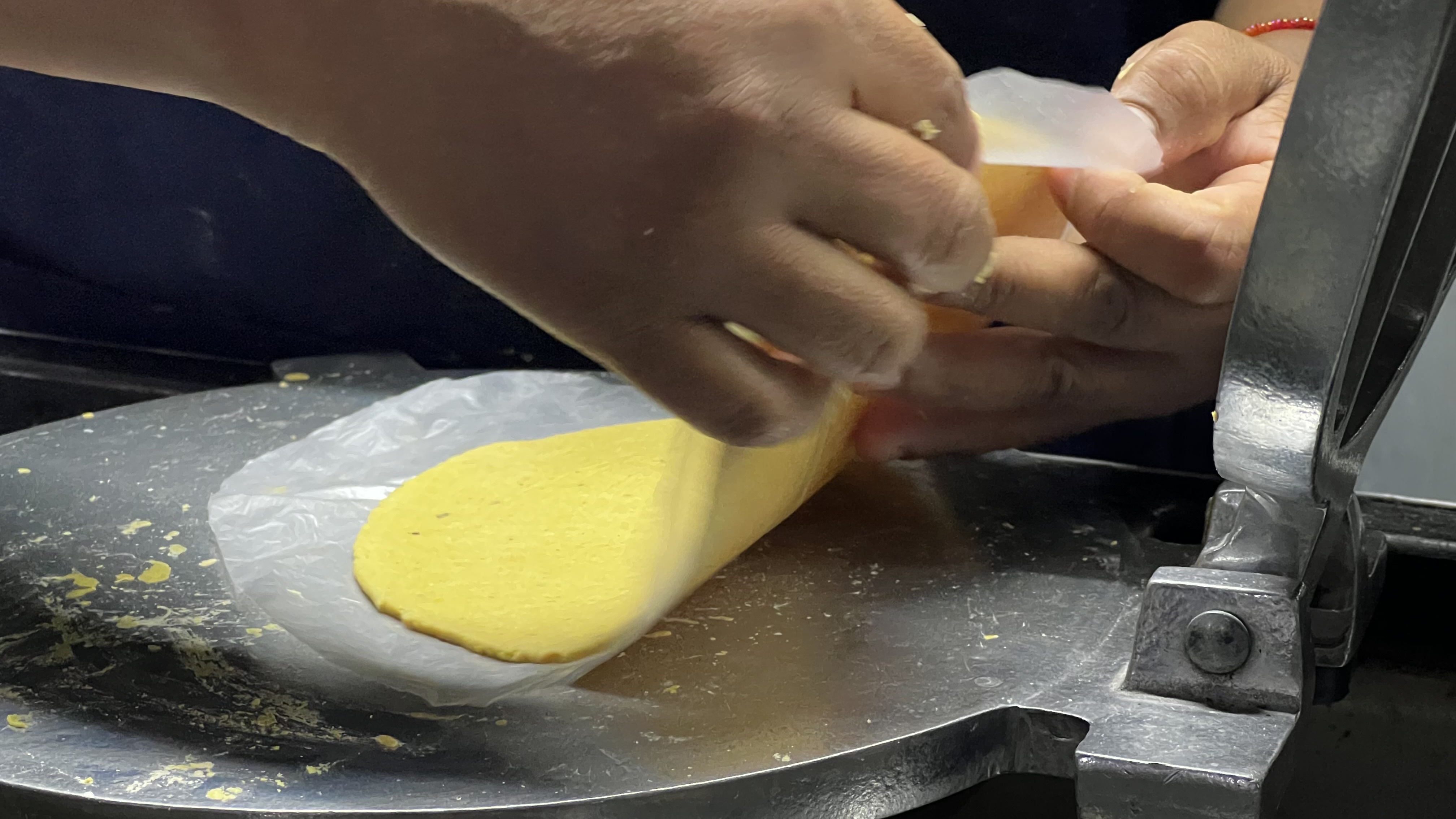 Los Guisados (gorditas y tacos) image 7