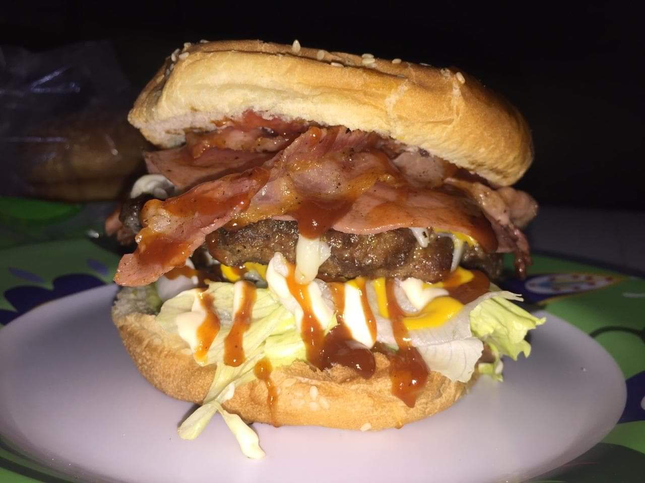 El Forastero Burguer image 5