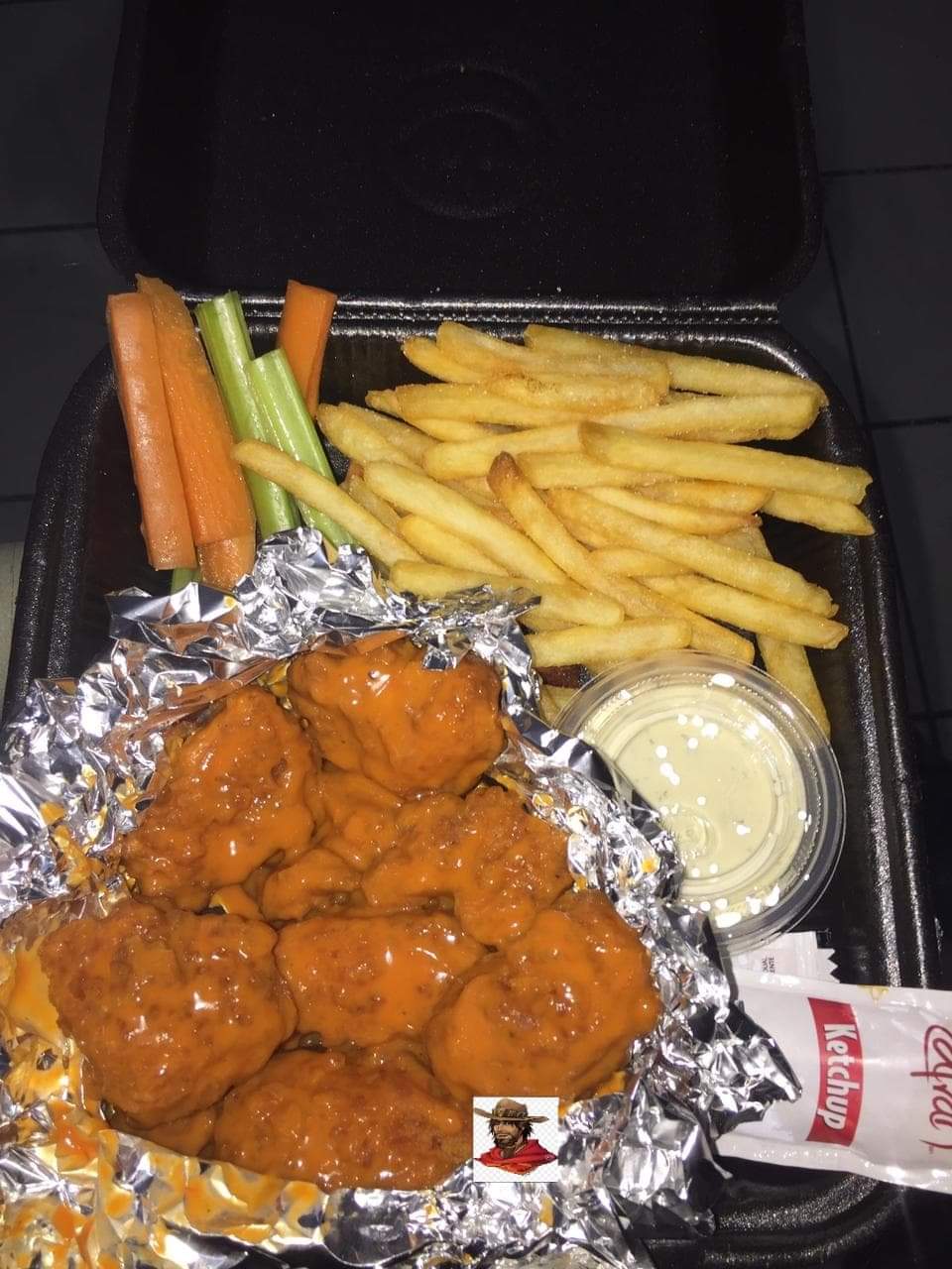 El Forastero Burguer image 7