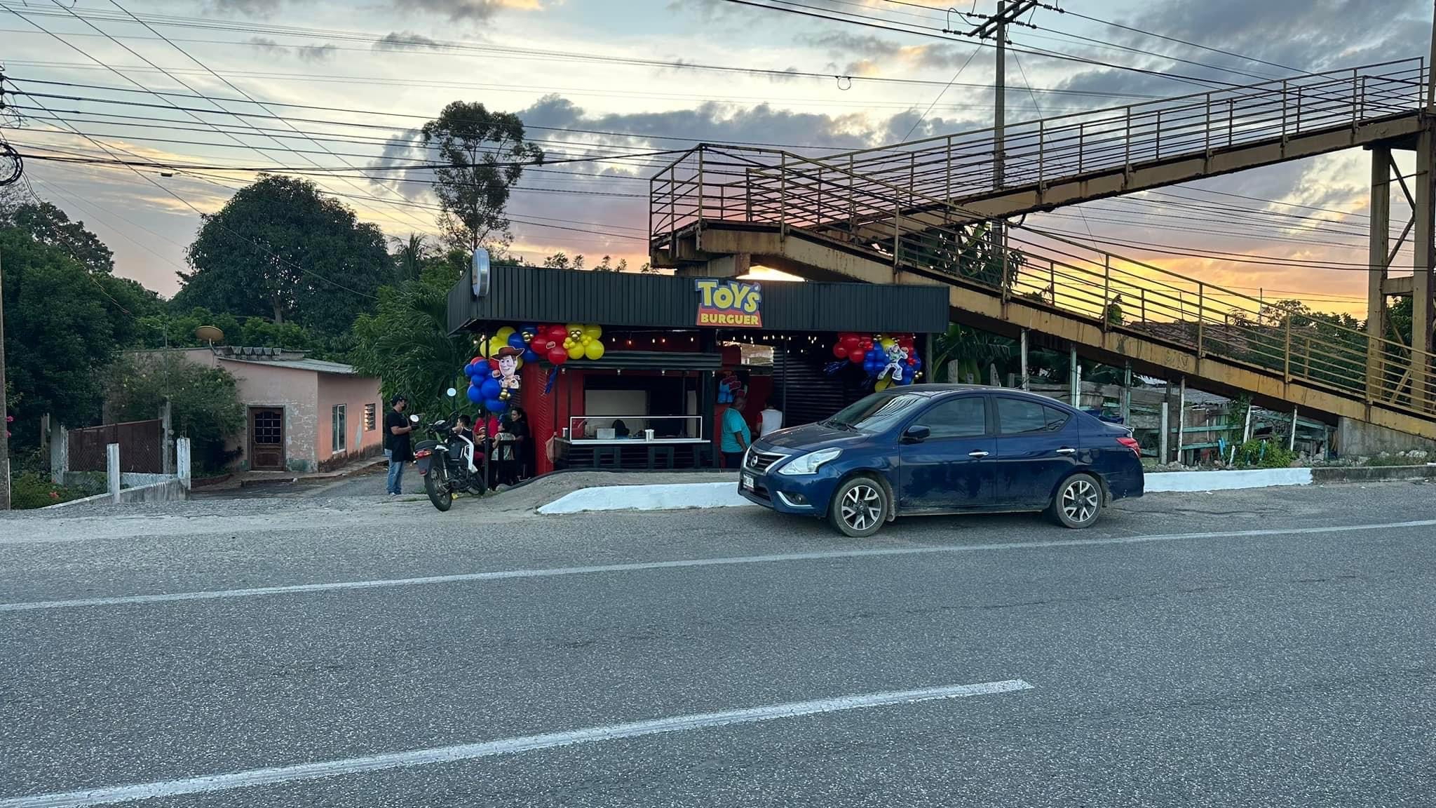 TOY’S BURGUER image 3