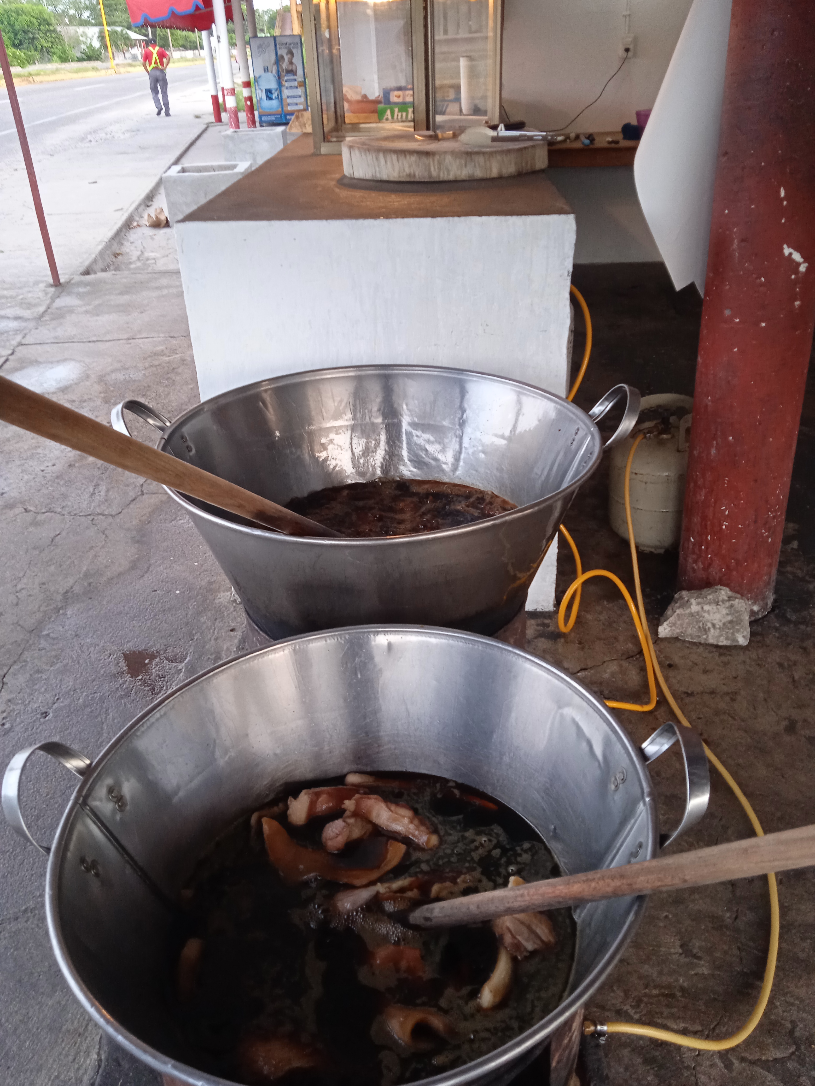 La Antigua Carnitas y Mas image 3