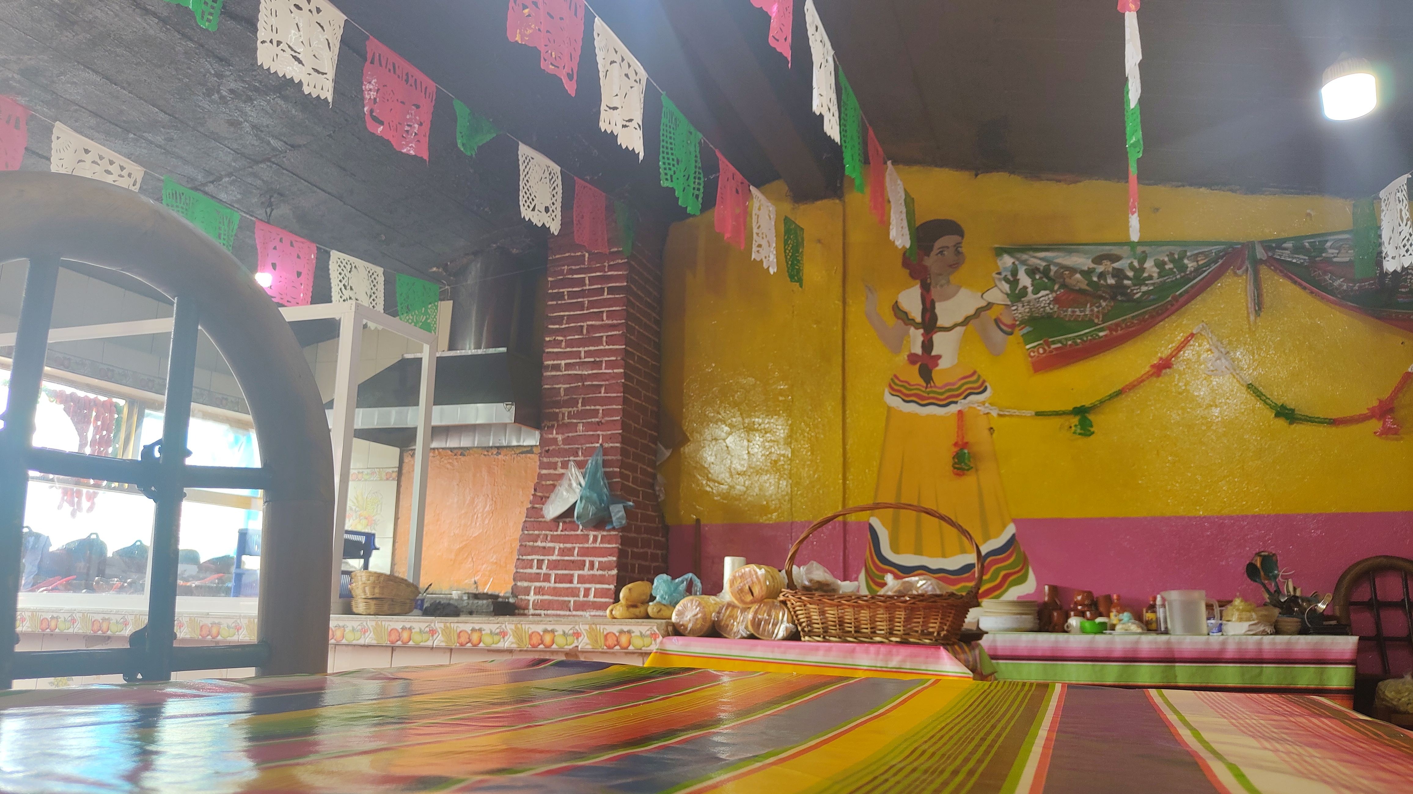 LA CABAÑA DE LAS ROSAS image 1