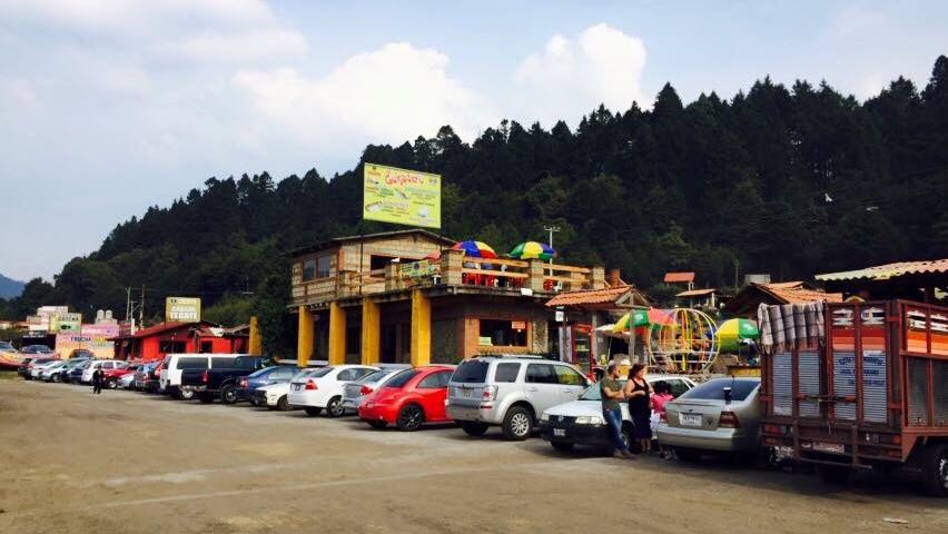 EL GUISADERO image 3