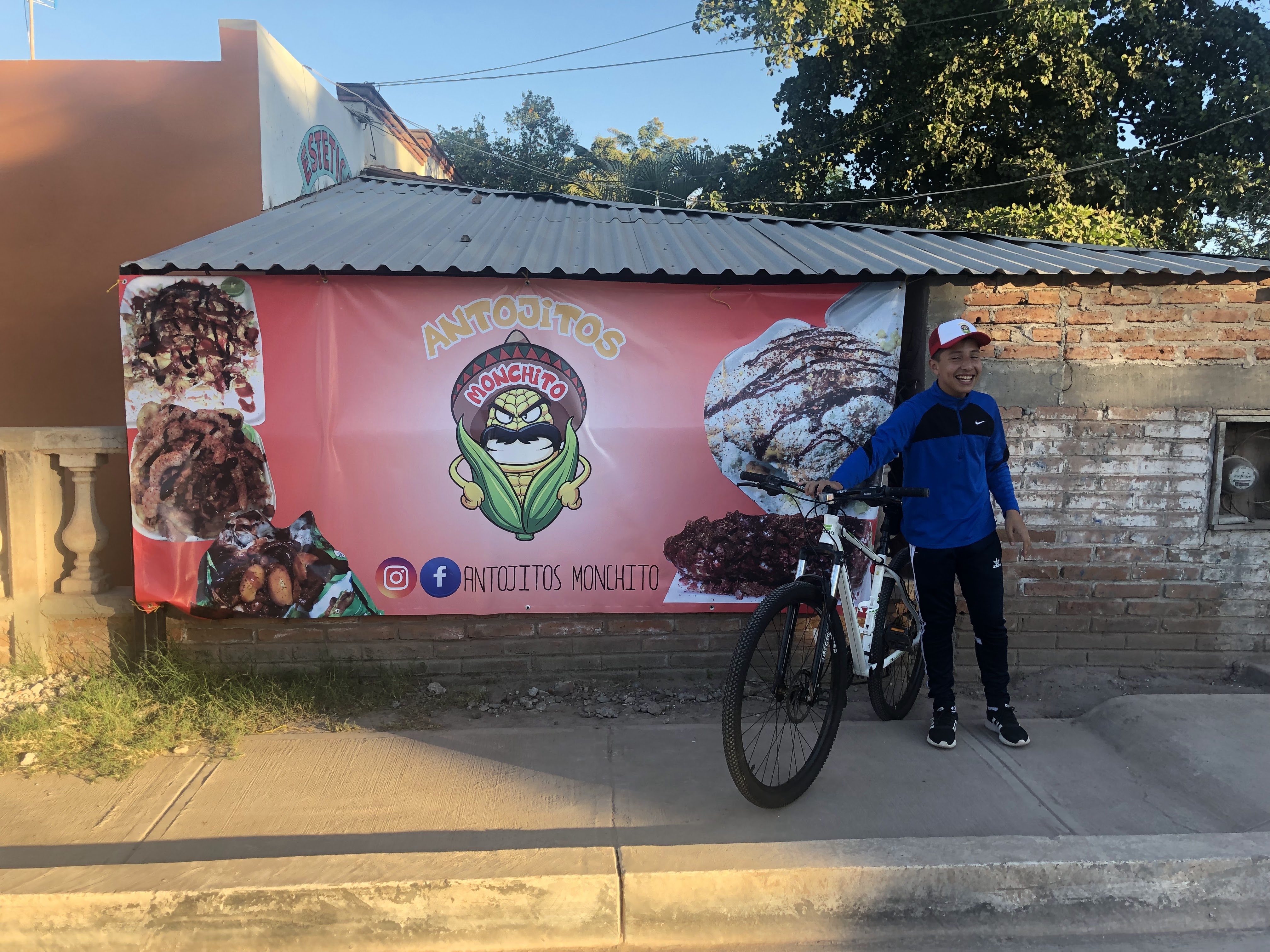 Antojitos monchito image 8