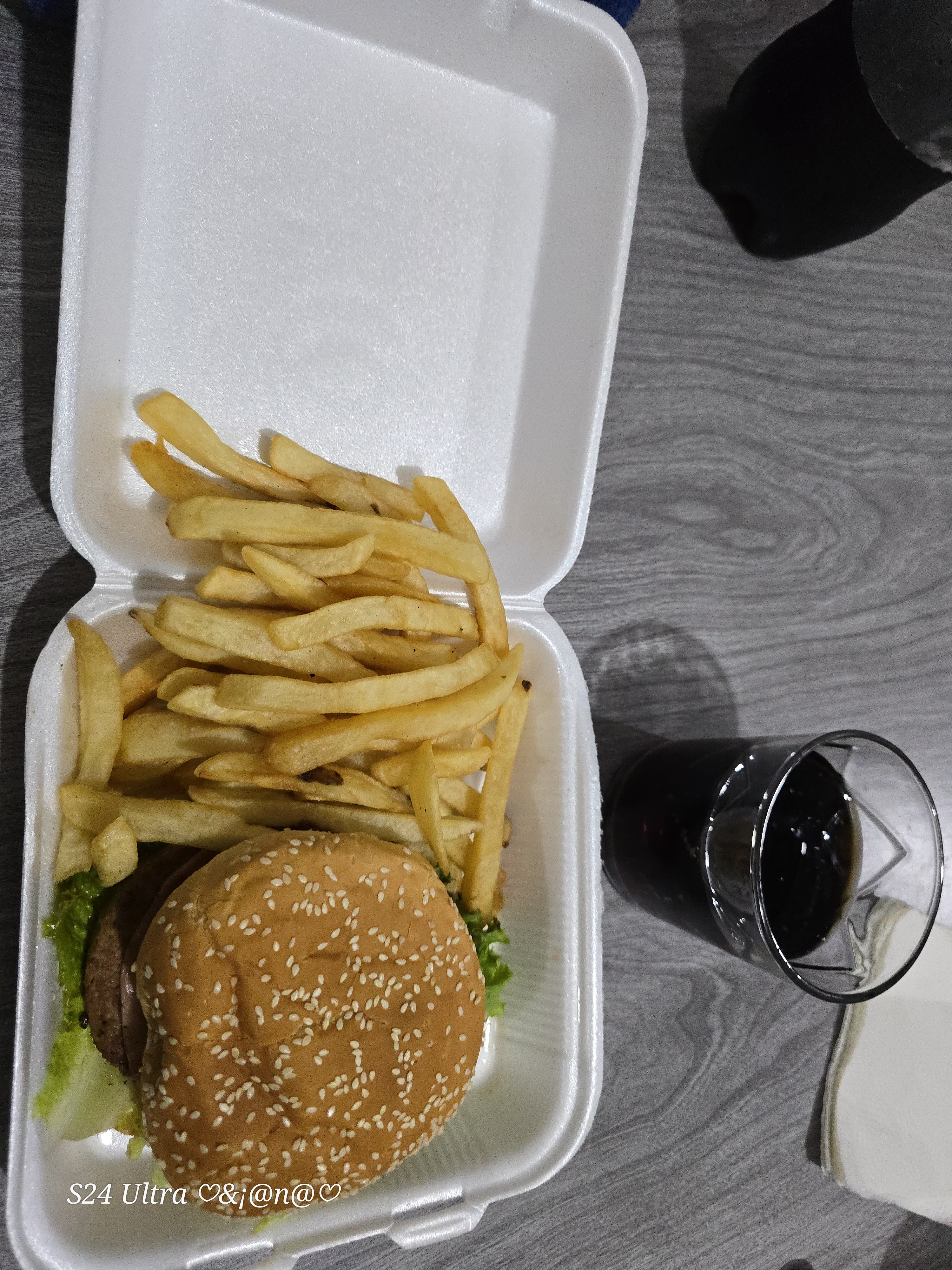 Danny's BurgerHaus image 8