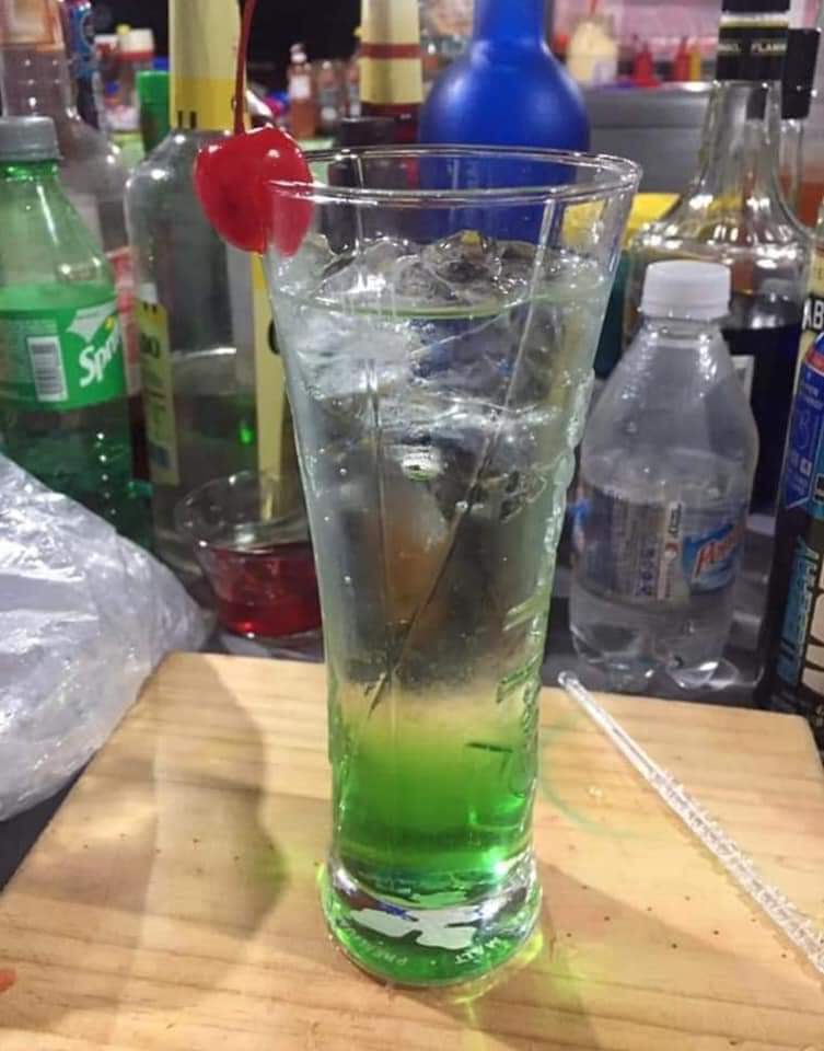 Alitas y hamburguesas Medin image 3