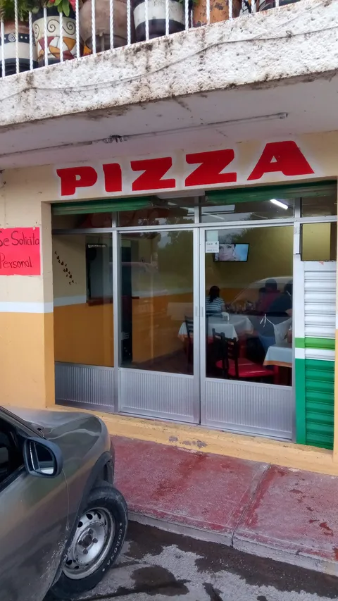 Super Pizza image 3