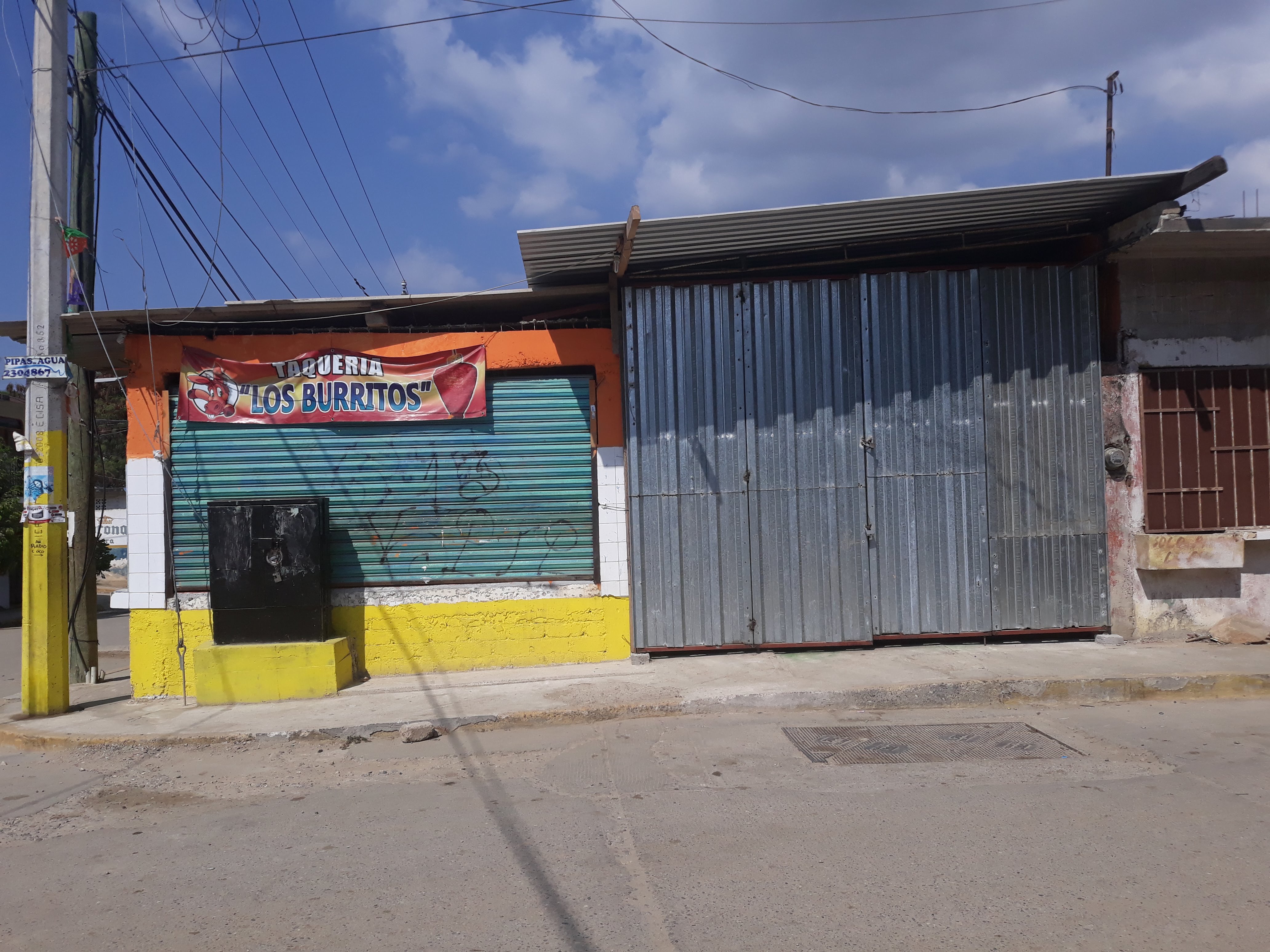 Taquería Los Burritos image 8