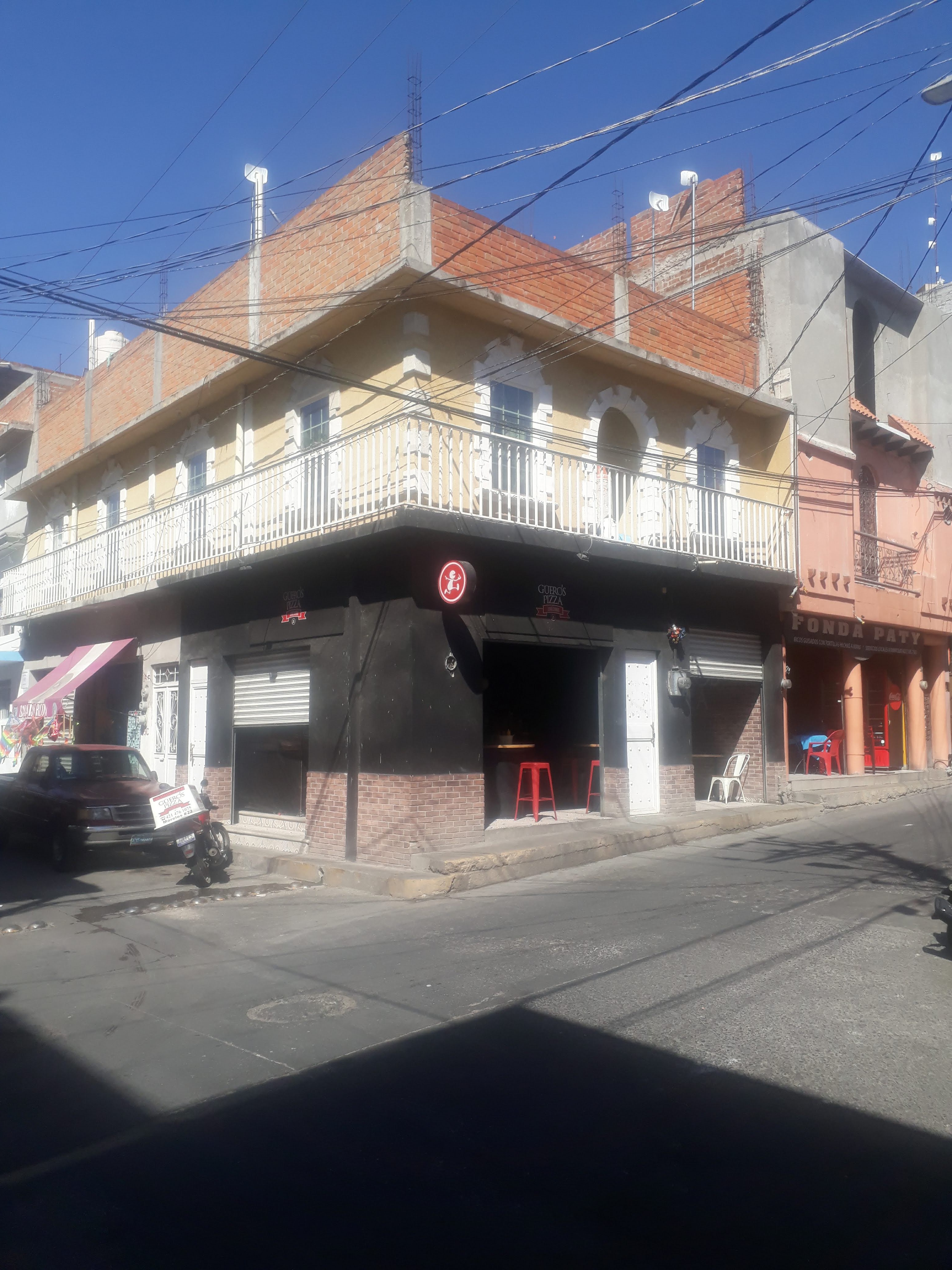 Güero's Pizza image 5