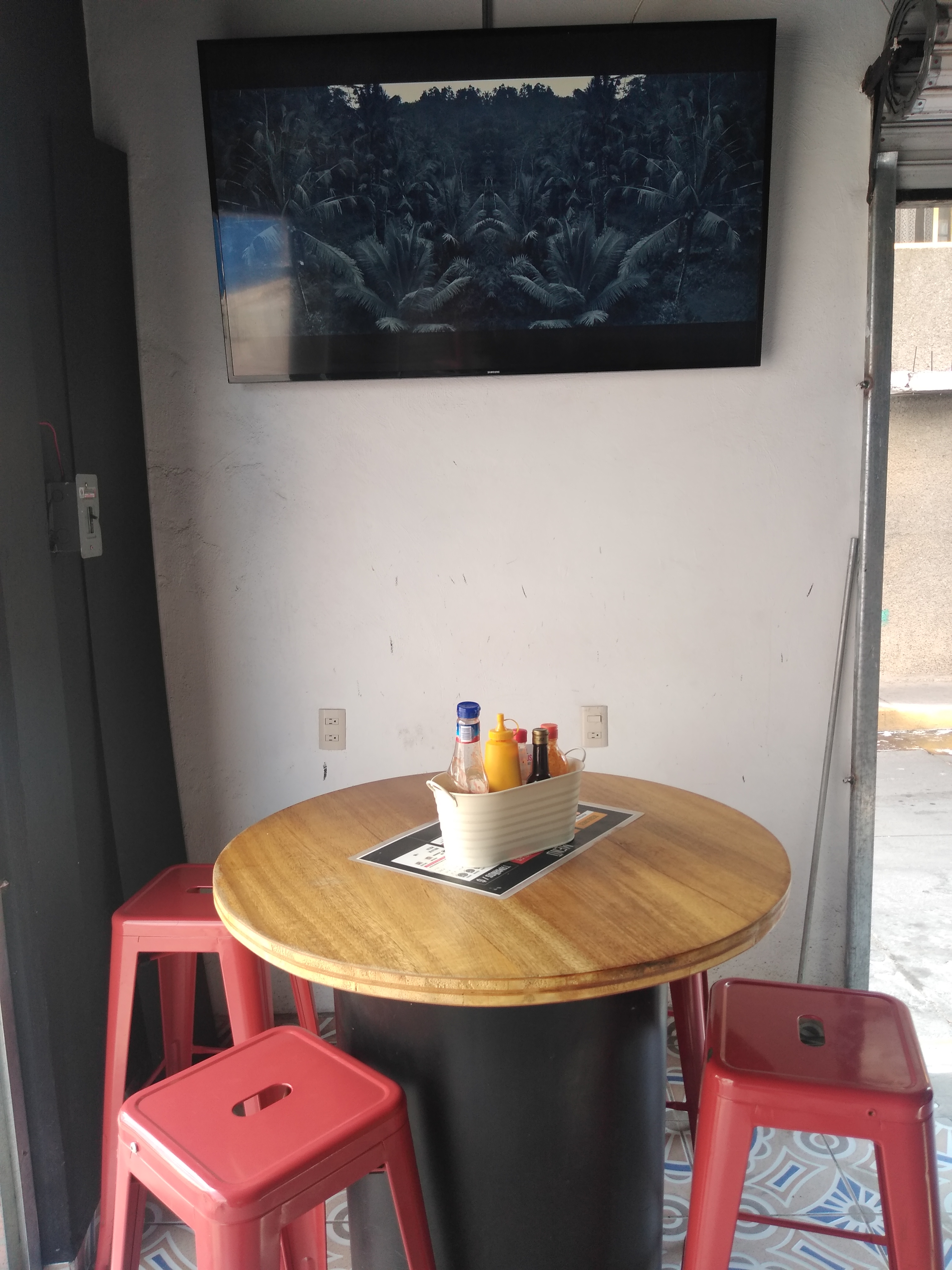 Güero's Pizza image 6