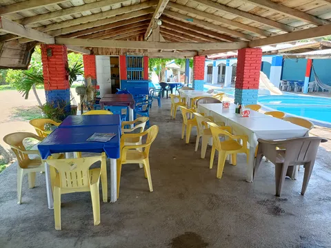 Las Isabeles Balneario Restaurante image 1