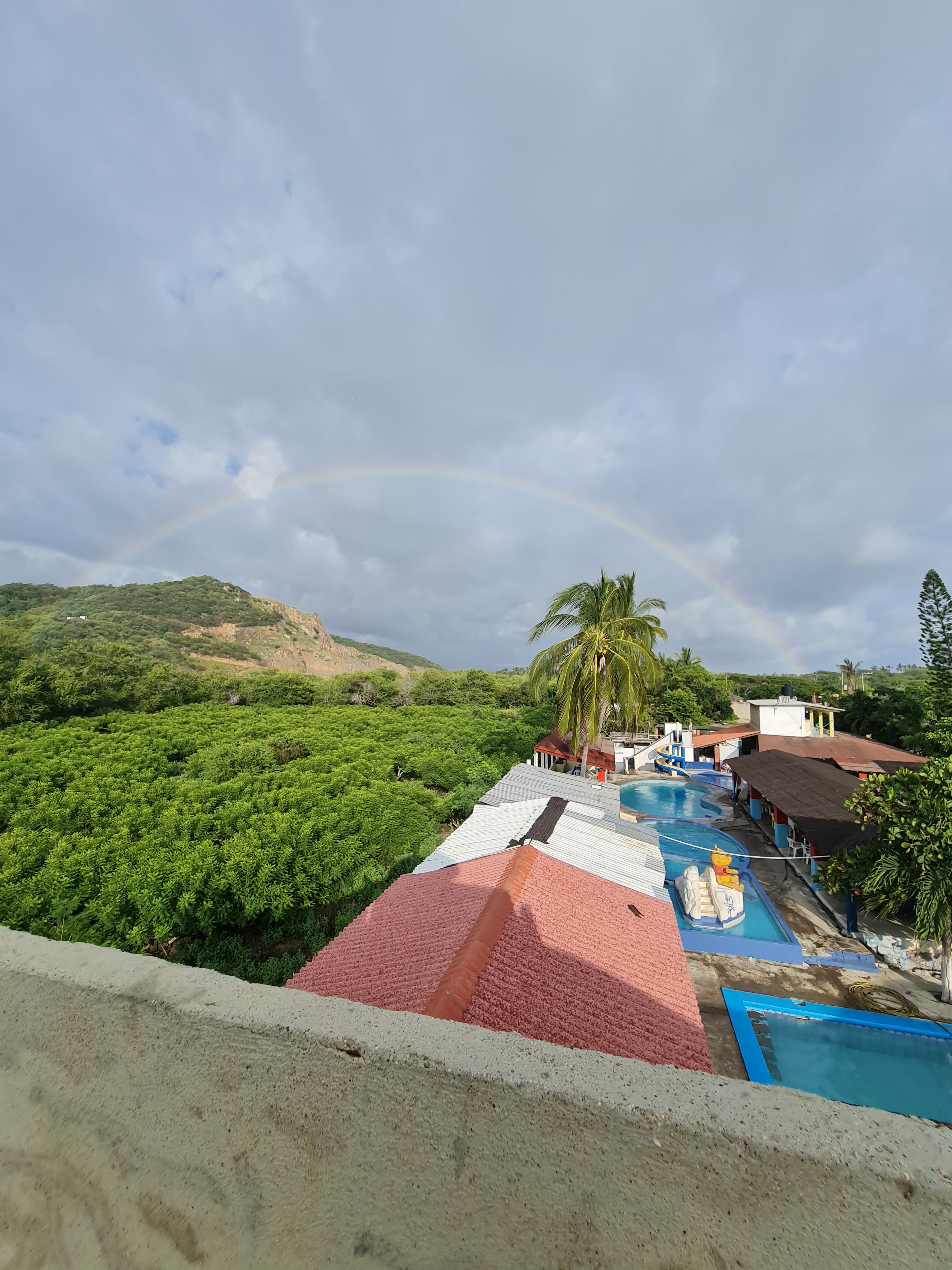 Las Isabeles Balneario Restaurante image 9