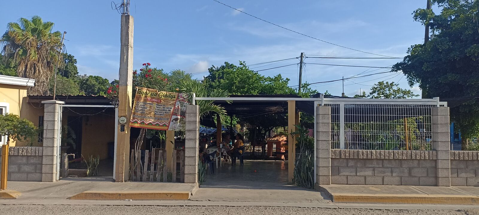 Taquería gladis image 2