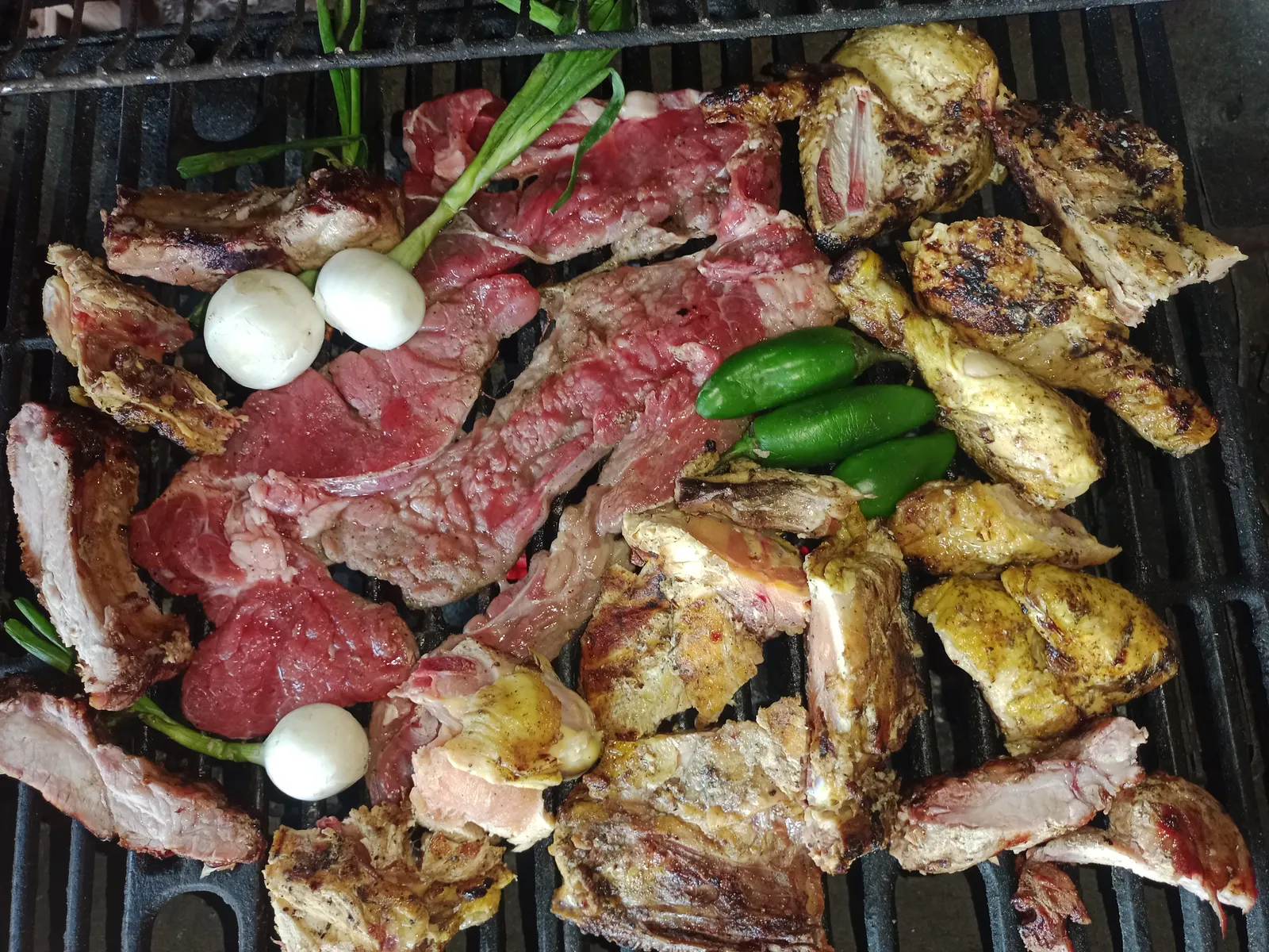 Parrillada los rieles image 2