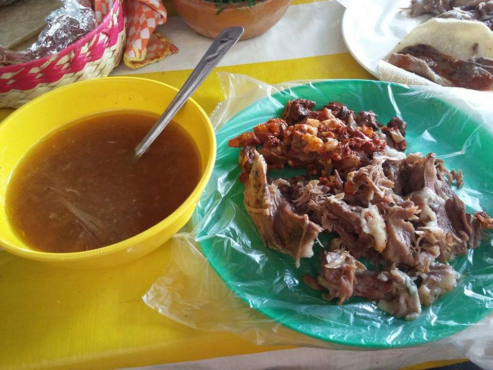 Pollos Ximbo y Barbacoa de Borrego "Mañutzi" image 1