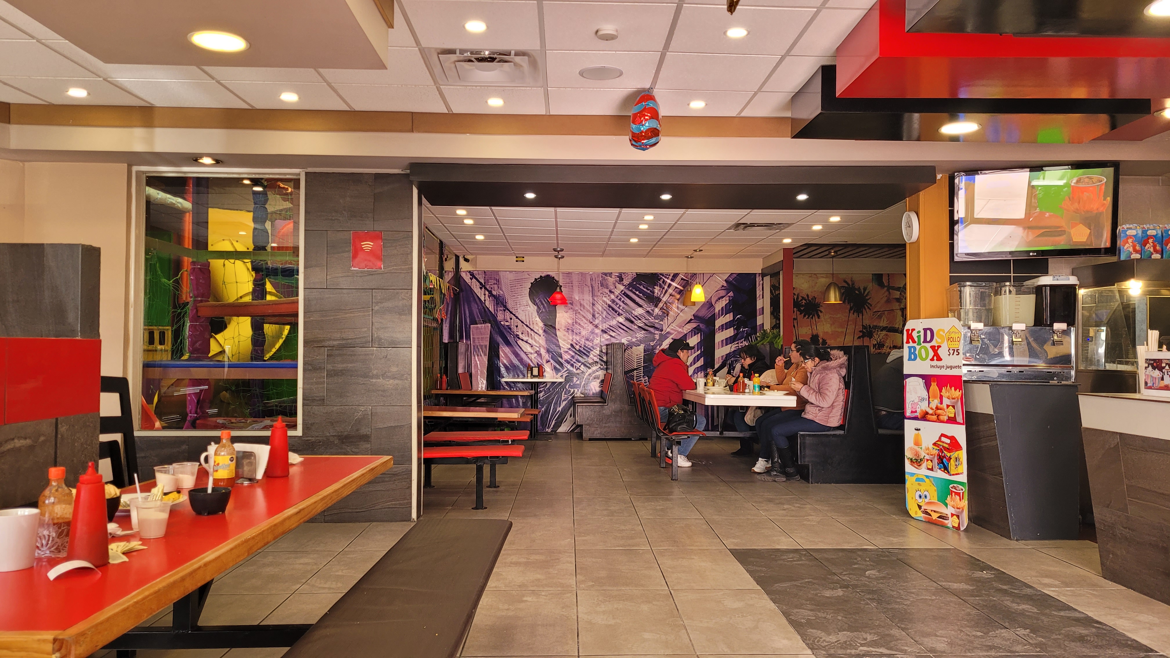 Burger Pollo Menonita image 5