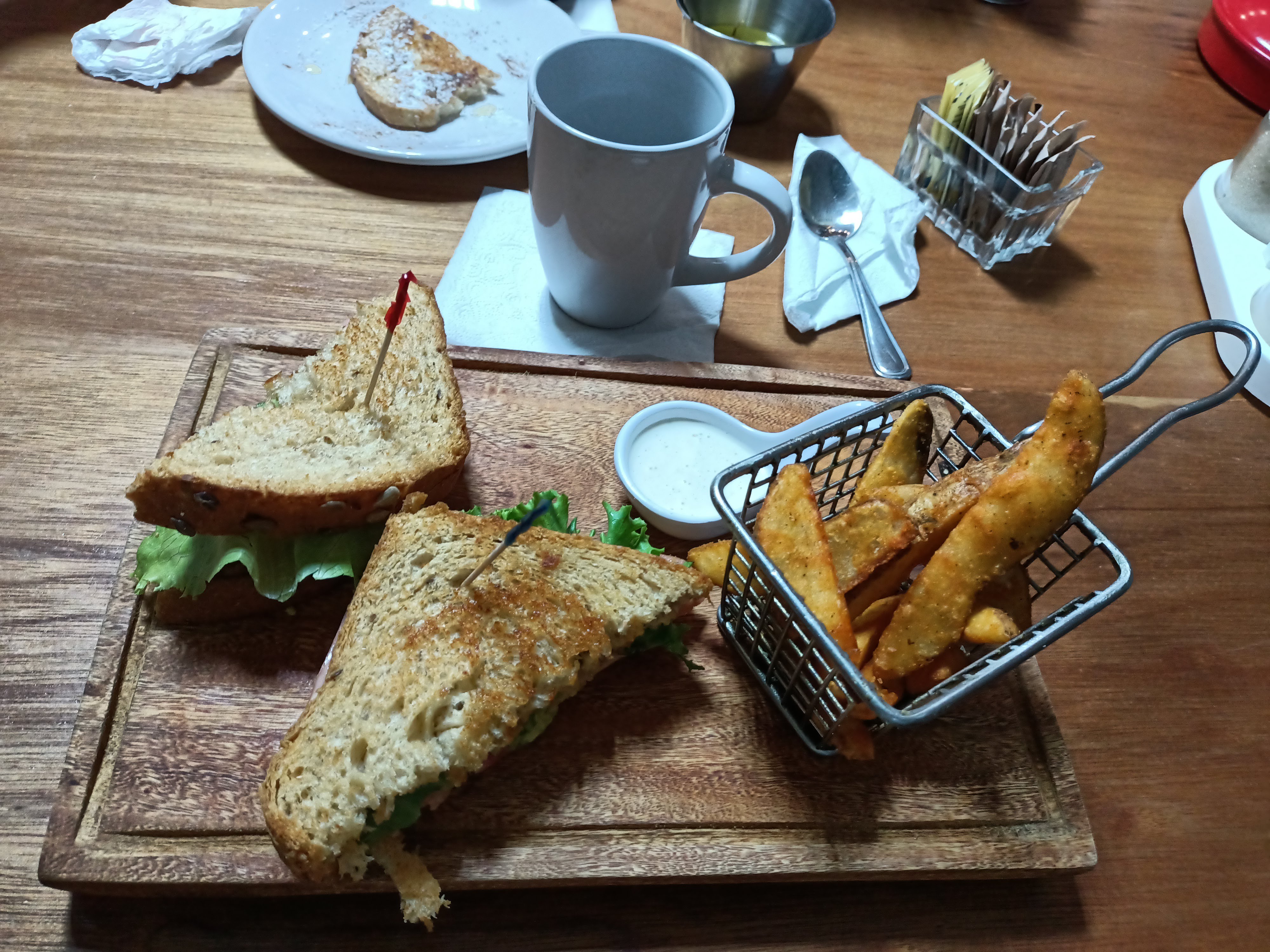 Bebe Rest-Bar & Grill image 3