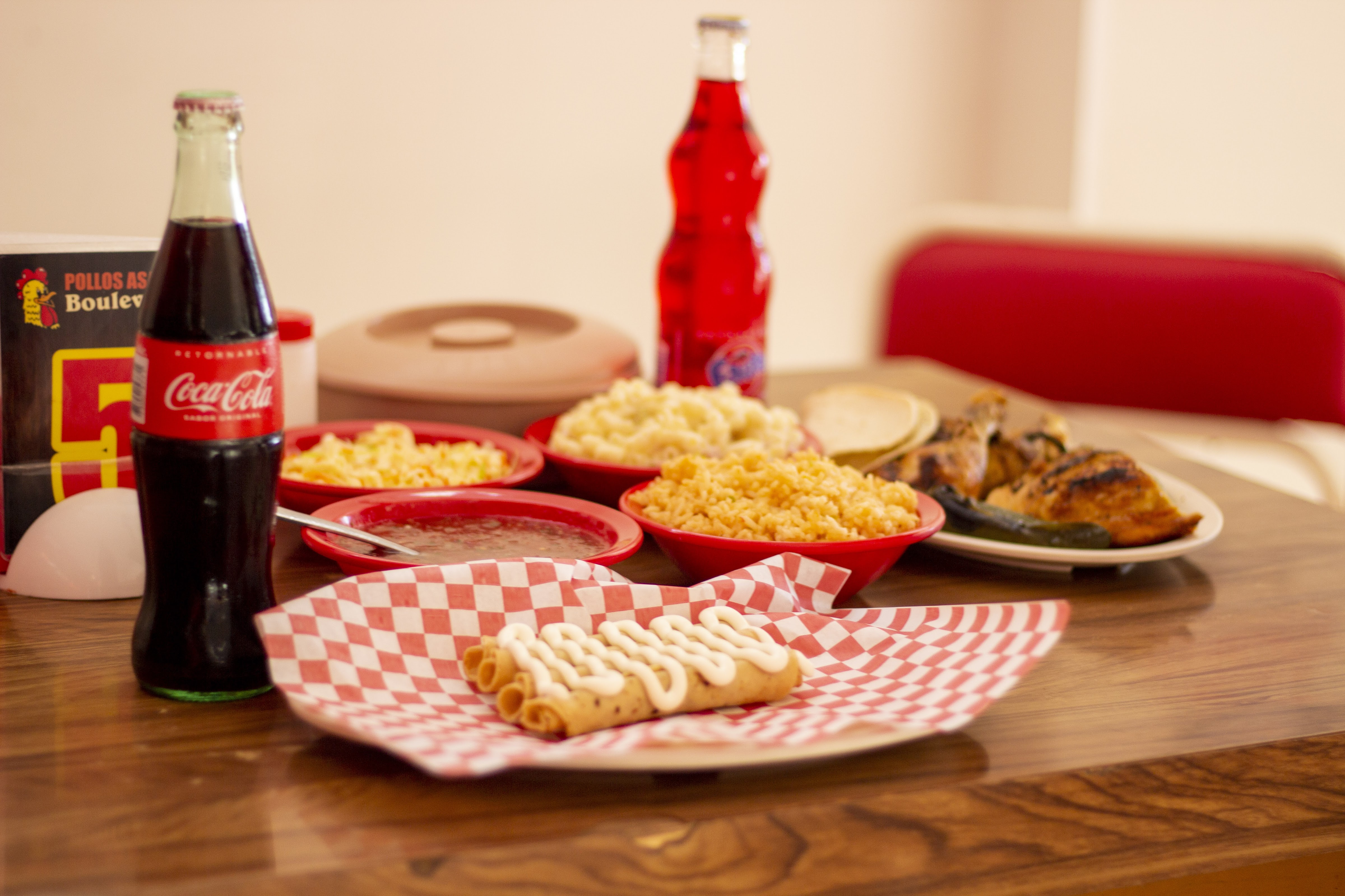 Pollos Asados Boulevard image 7