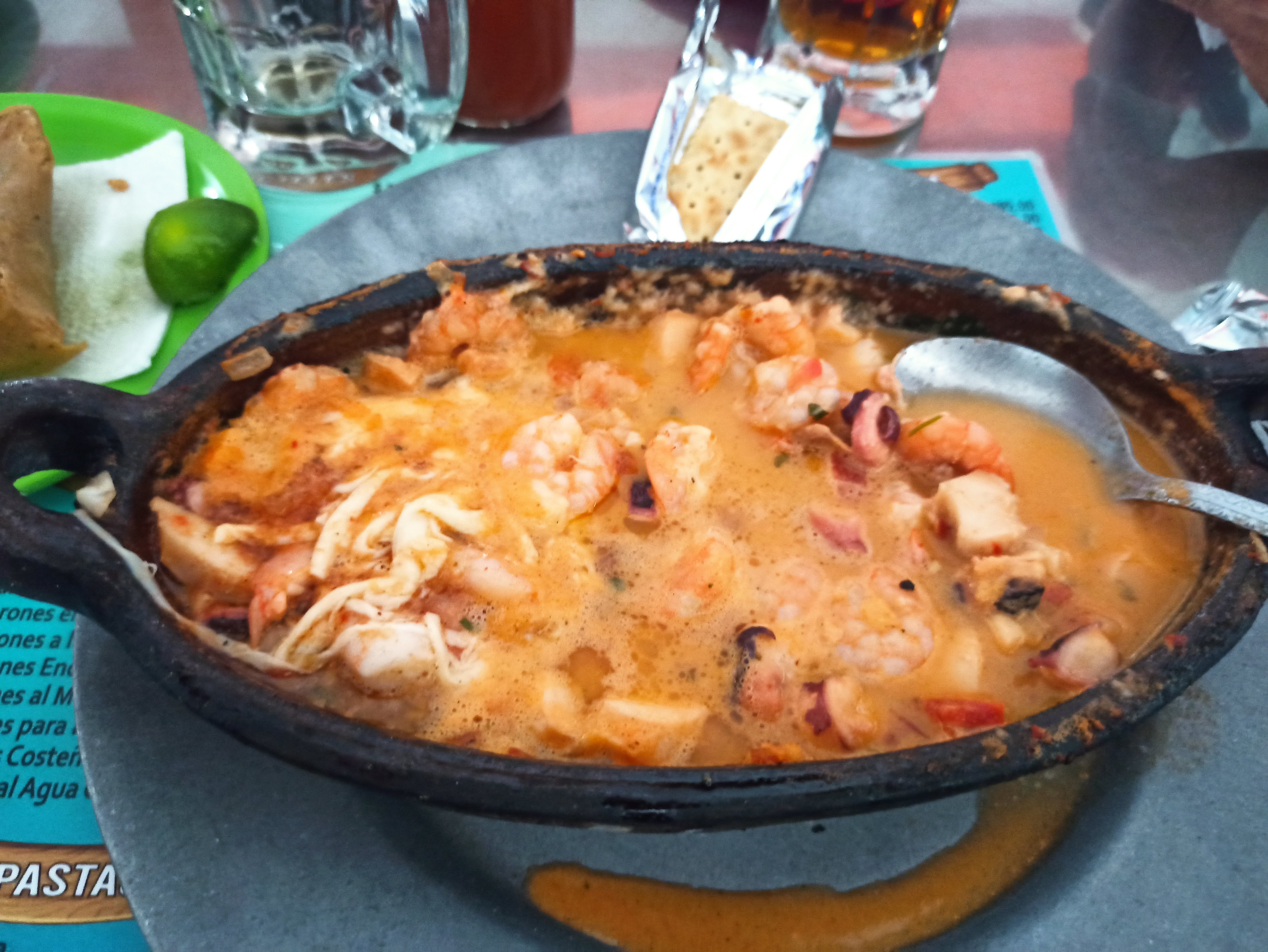 Mariscos " El Tiburón Jarocho " image 7