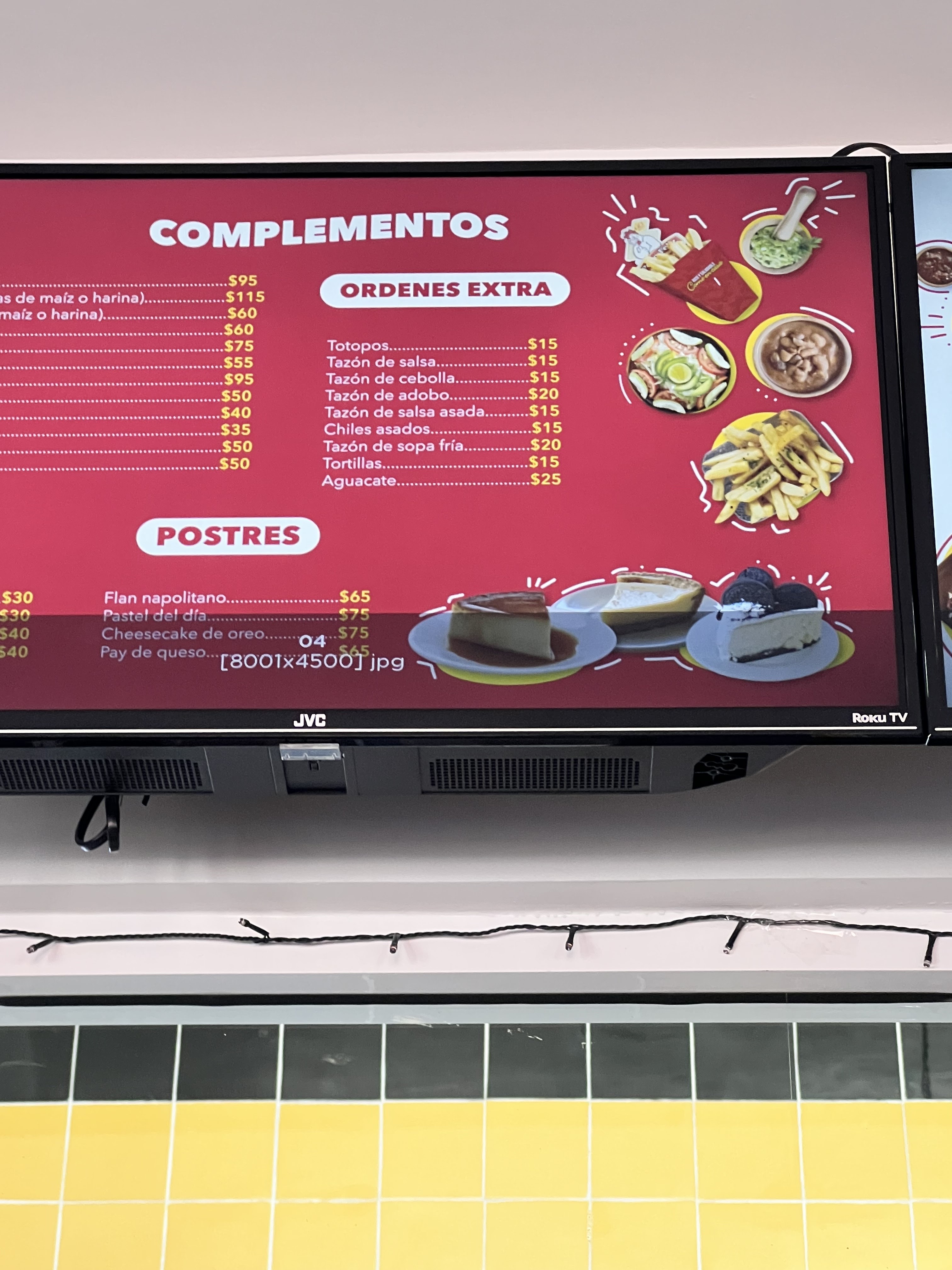 Pollo Feliz Xcanatún image 7