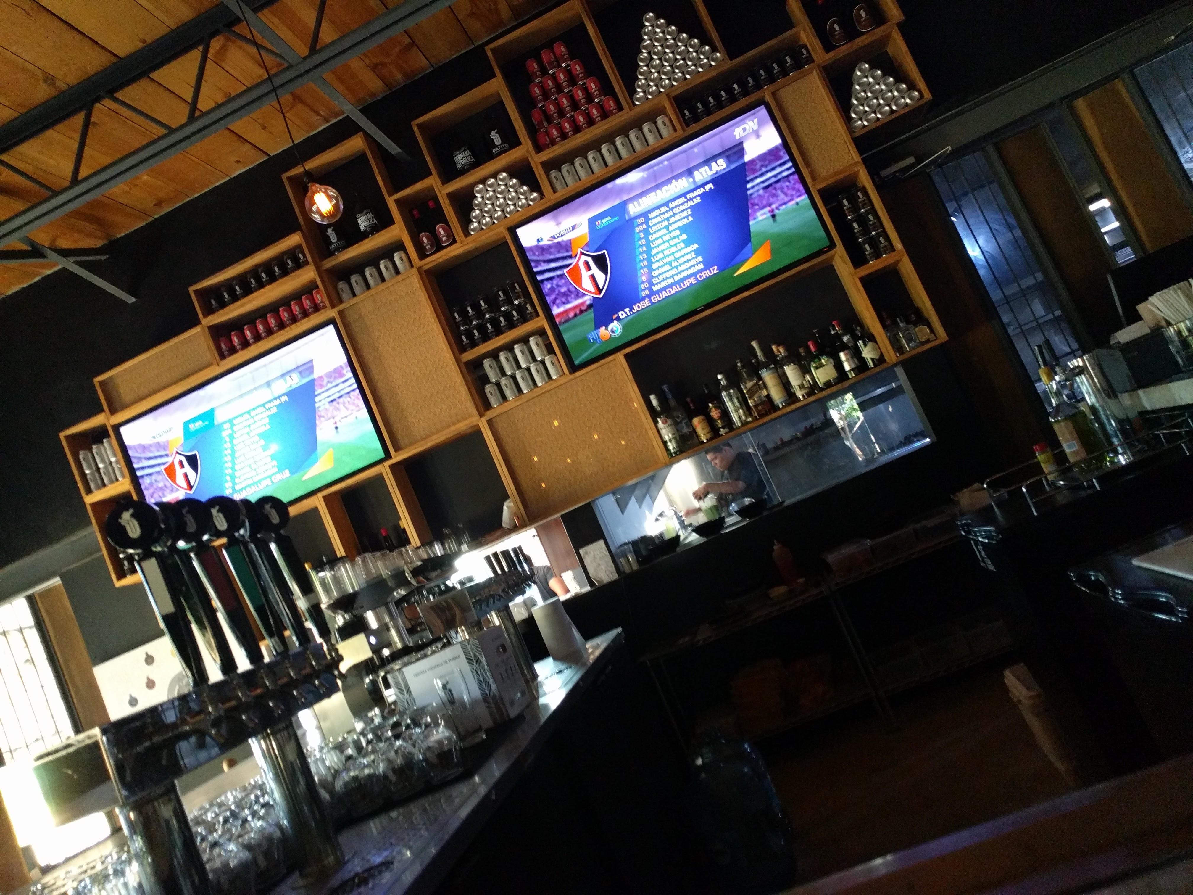 Cerveza Patito image 7