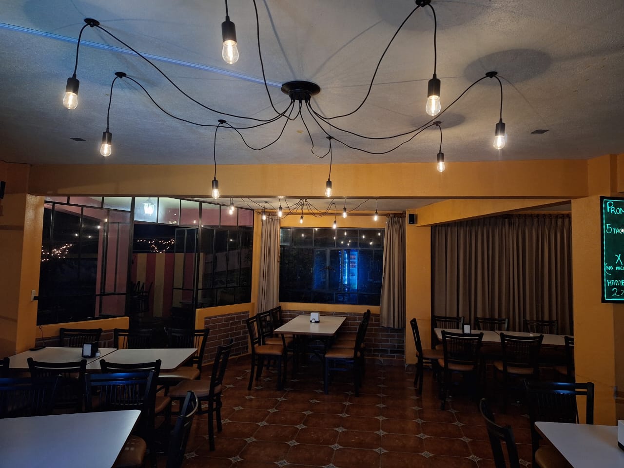 Taquería los Juanes image 1