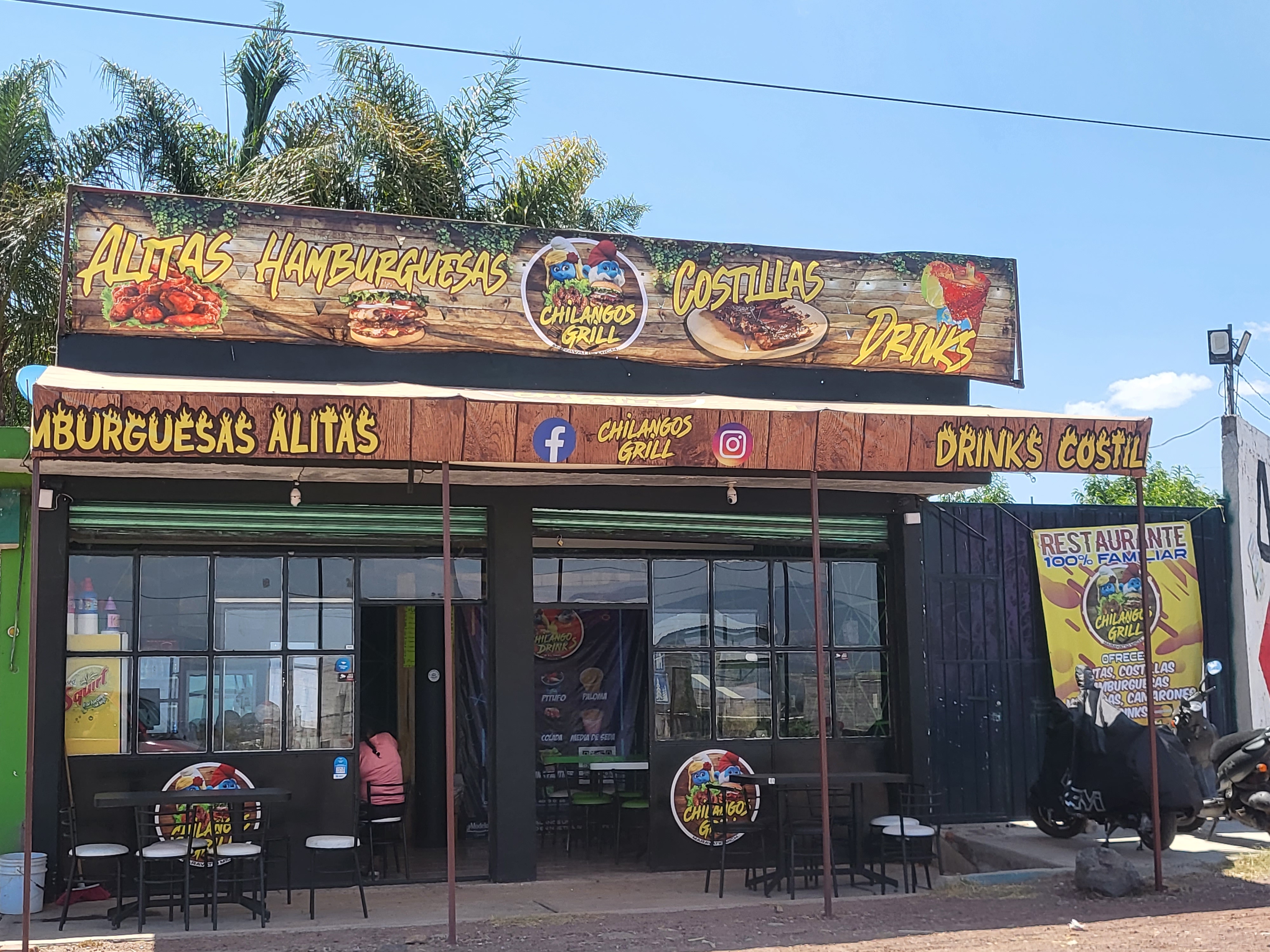 Chilangos Drinks image 1