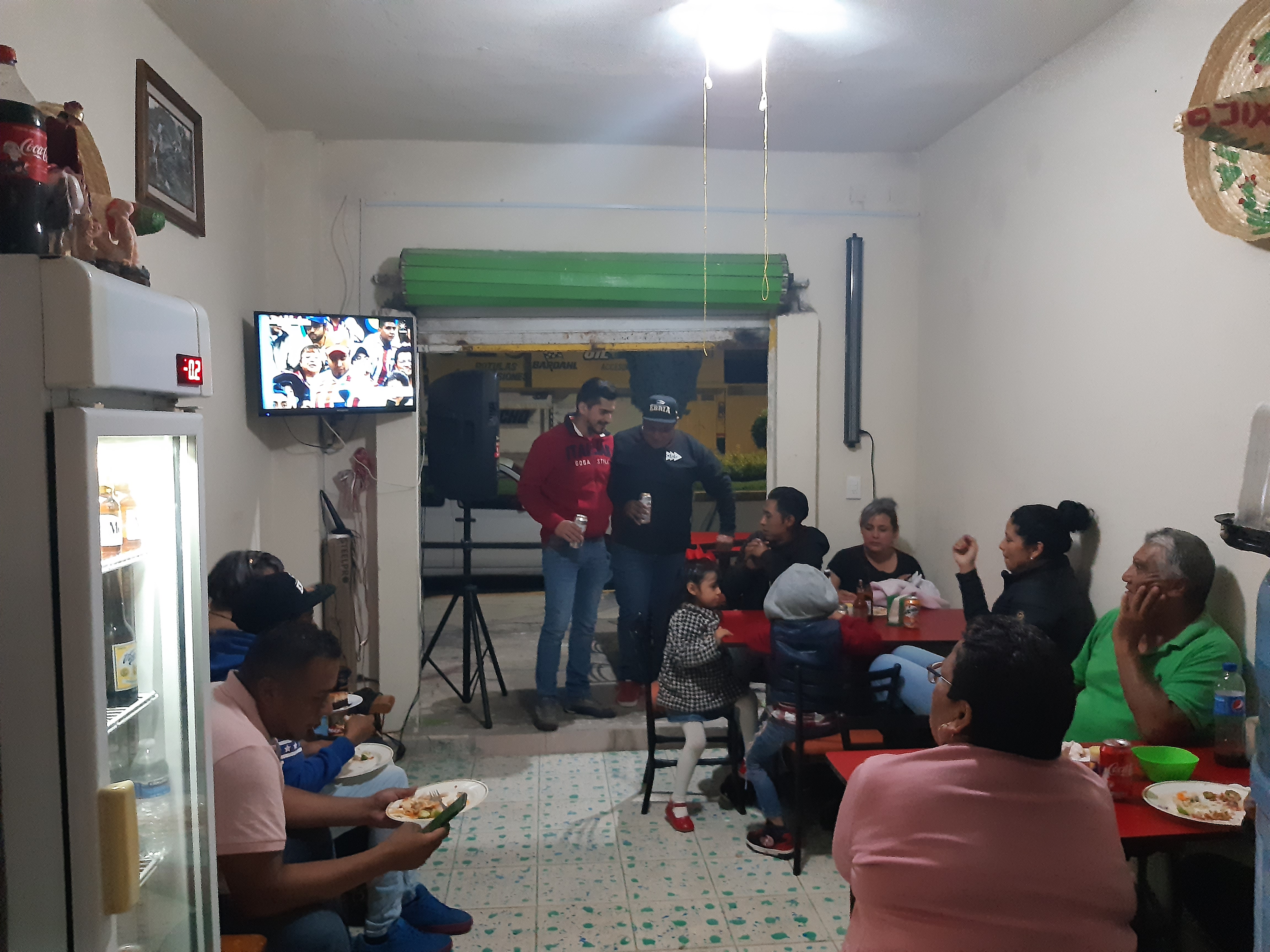 Aka Las Botanas image 9