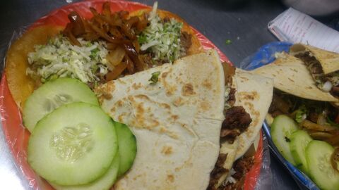 Taquería Los Cuates image 2