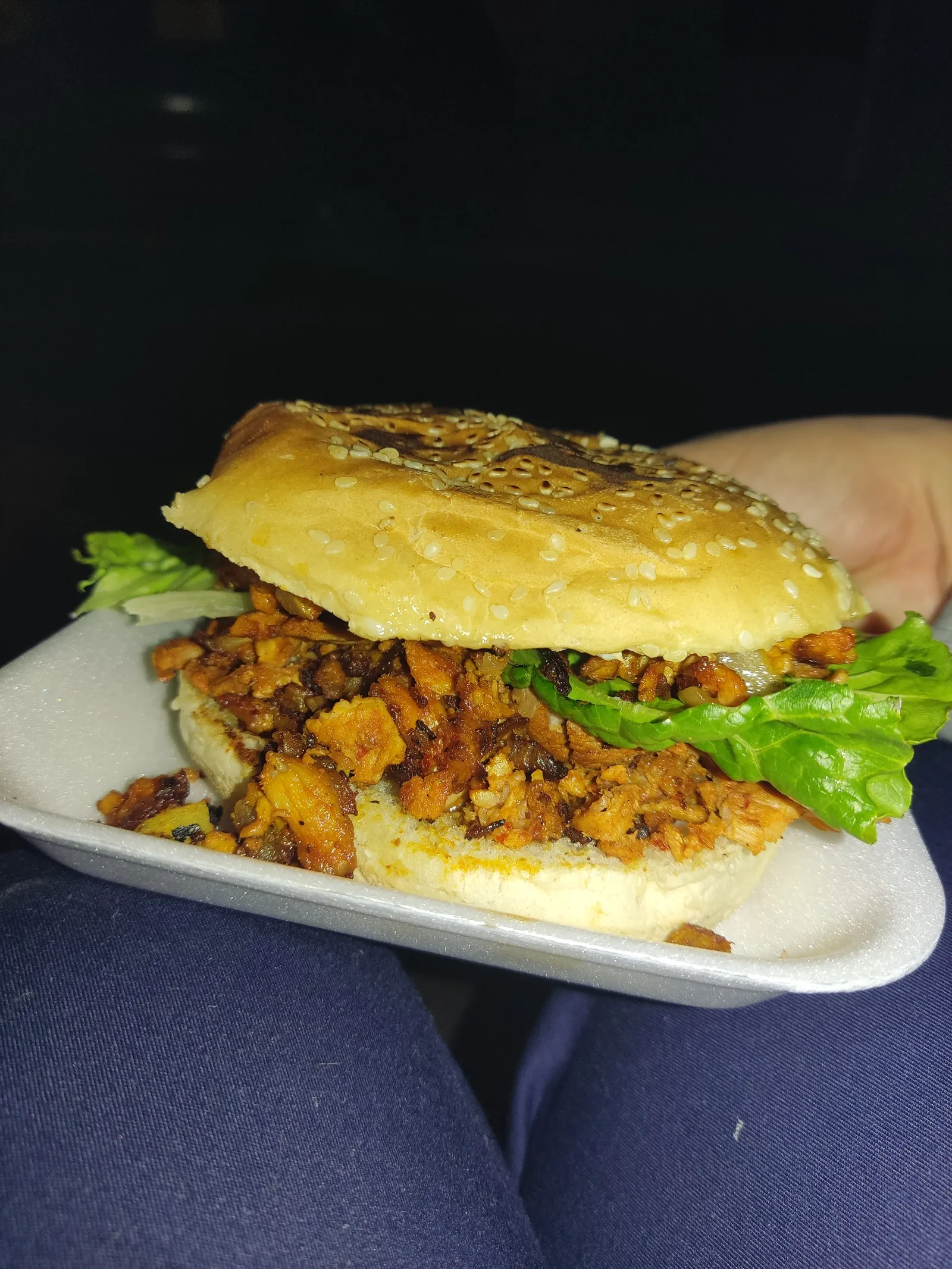 Happy buns burger image 1