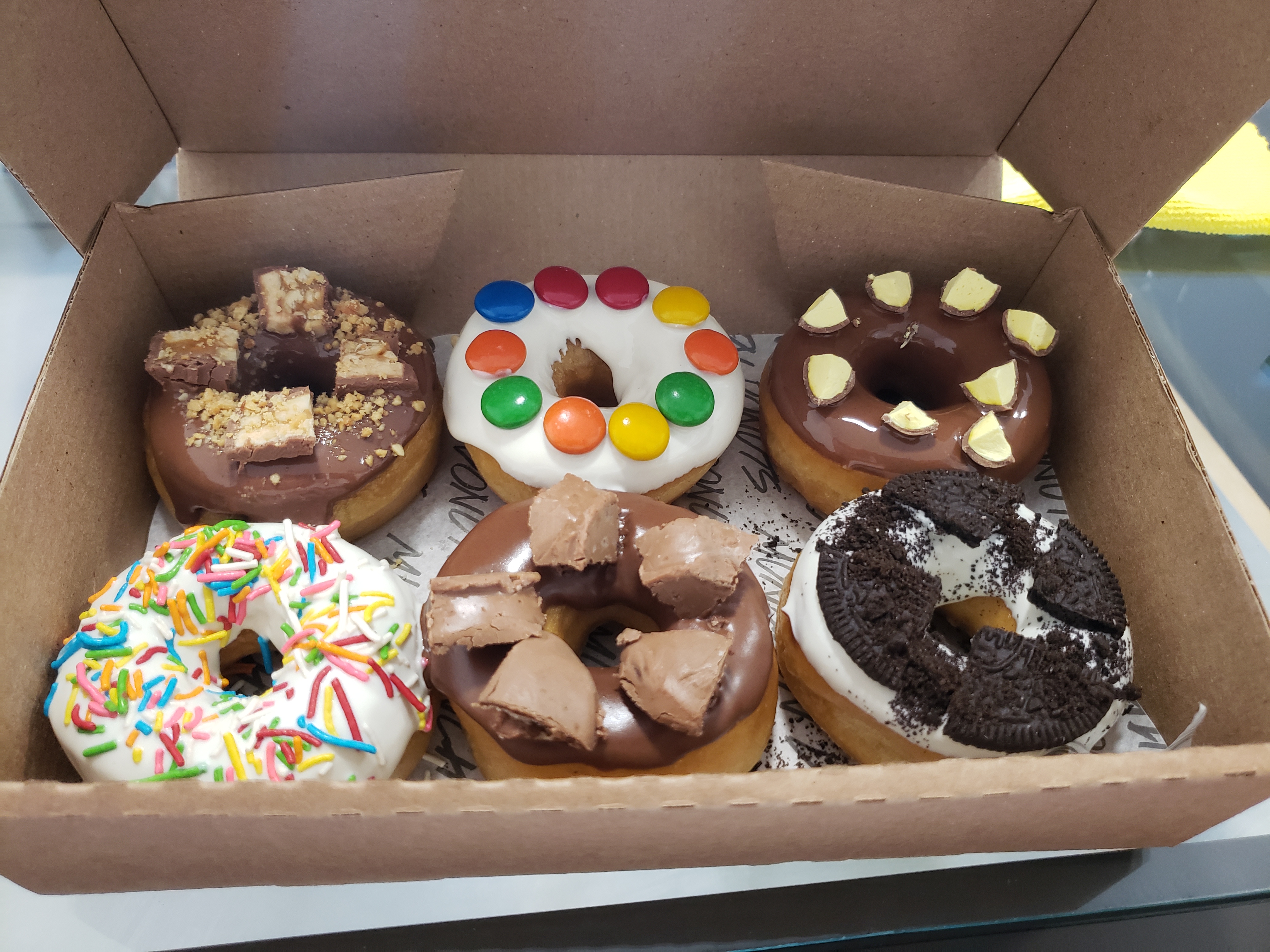 Munchin Donuts Cacahoatan image 1